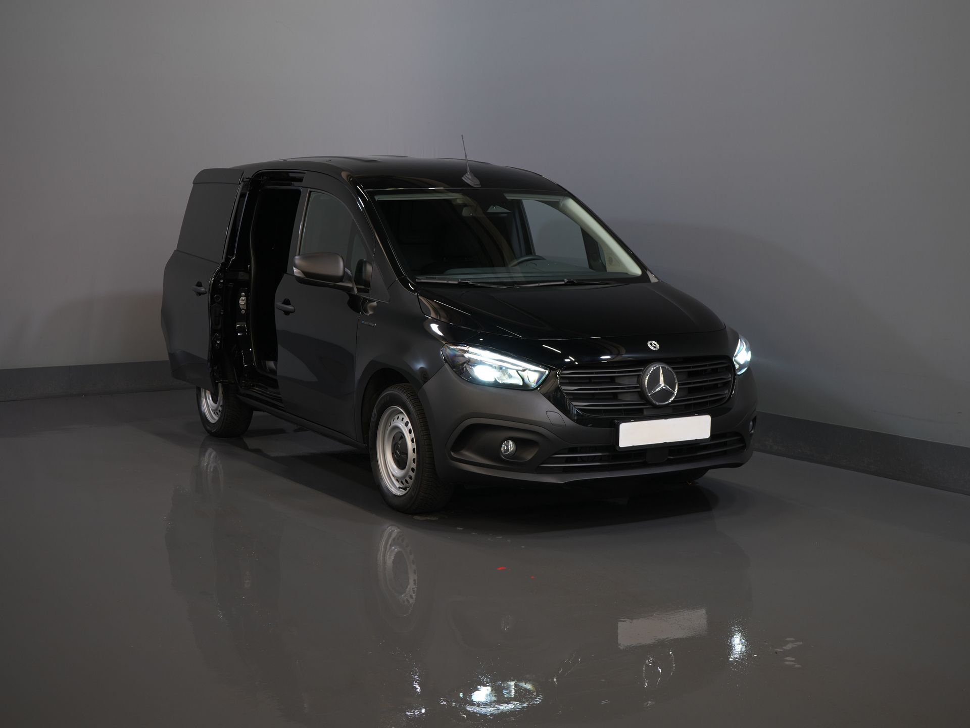 Mercedes-Benz eCitan Bestelbus 51 kWh 284 km WLTP LED/ Climate/ Stoelverw./ Camera/ PDC/ DAB 8