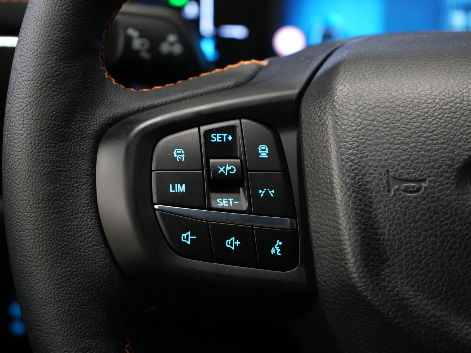 Ford Ranger Pick-Up Wildtrak 2.3 PHEV Double Cab 4x4/ B&O/ Tech-Pack/ Adapt.Cruise/ 3.5t Trekverm./ 360 Camera/ Leder/ Alarm/ Navi/ Carplay/ Trekhaa 18