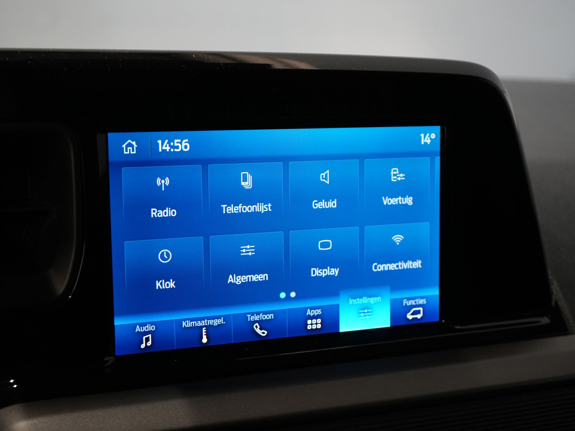 Ford Transit Courier Bestelbus 1.0 Trend 100 pk BENZINE BPM VRIJ! Garantie 05-2029/ Carplay/ Virtual Cockpit/ Airco/ Cruise 21