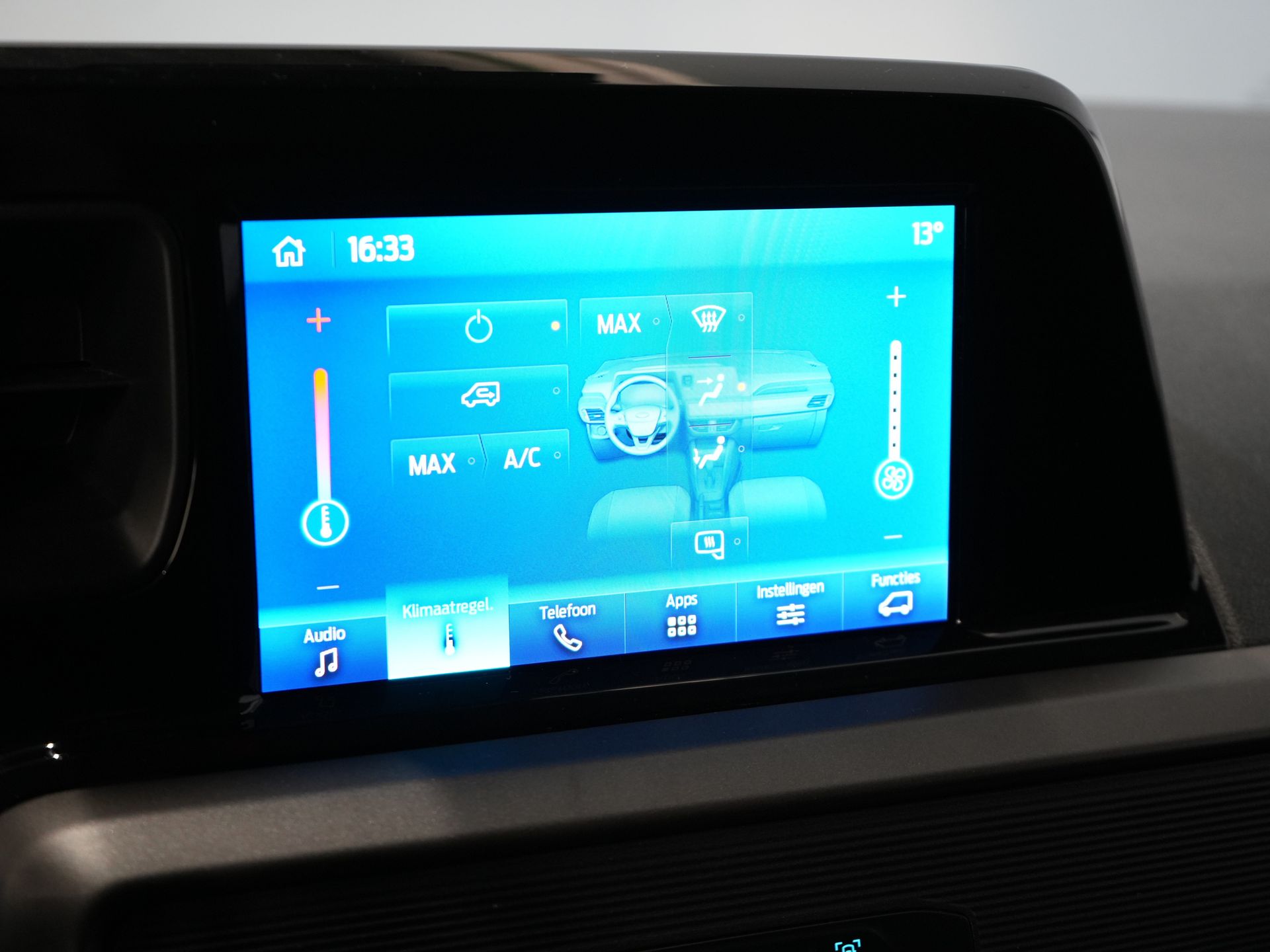 Ford Transit Courier Bestelbus 1.0 Trend 100 pk BENZINE BPM VRIJ! Garantie 05-2029/ Carplay/ Virtual Cockpit/ Airco/ Cruise 20