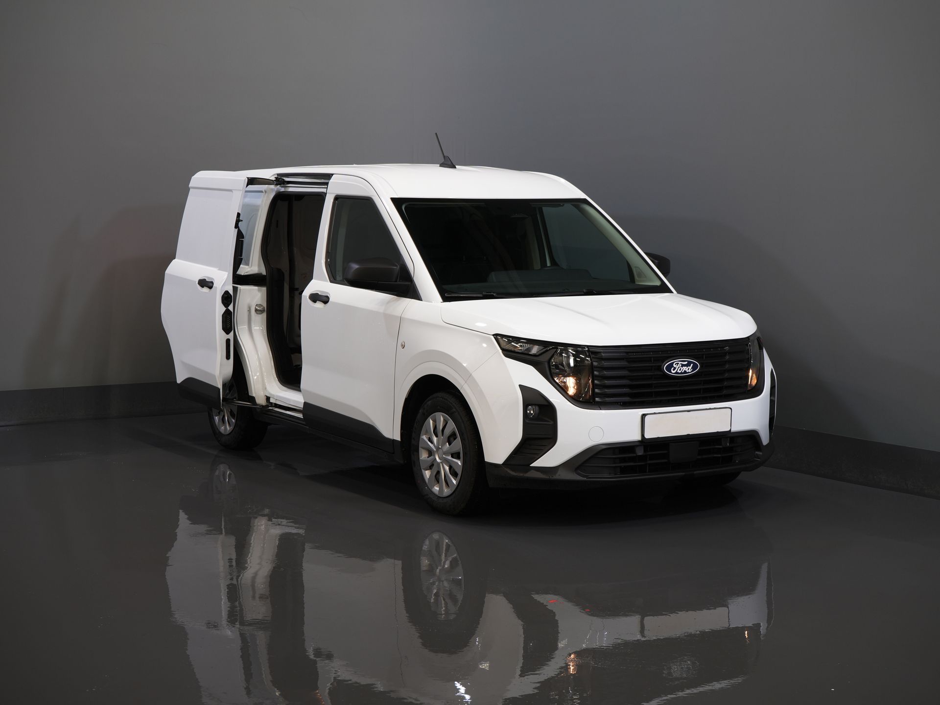 Ford Transit Courier Bestelbus 1.0 Trend 100 pk BENZINE BPM VRIJ! Garantie 05-2029/ Carplay/ Virtual Cockpit/ Airco/ Cruise 8