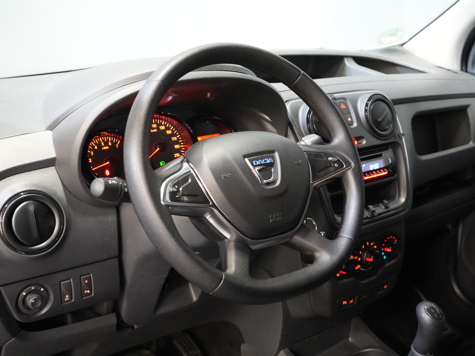 Dacia Dokker Bestelbus 1.5 dCi MARGE NL Auto/ APK 1-2027/ PDC/ Cruise/ Trekhaak/ Airco 13