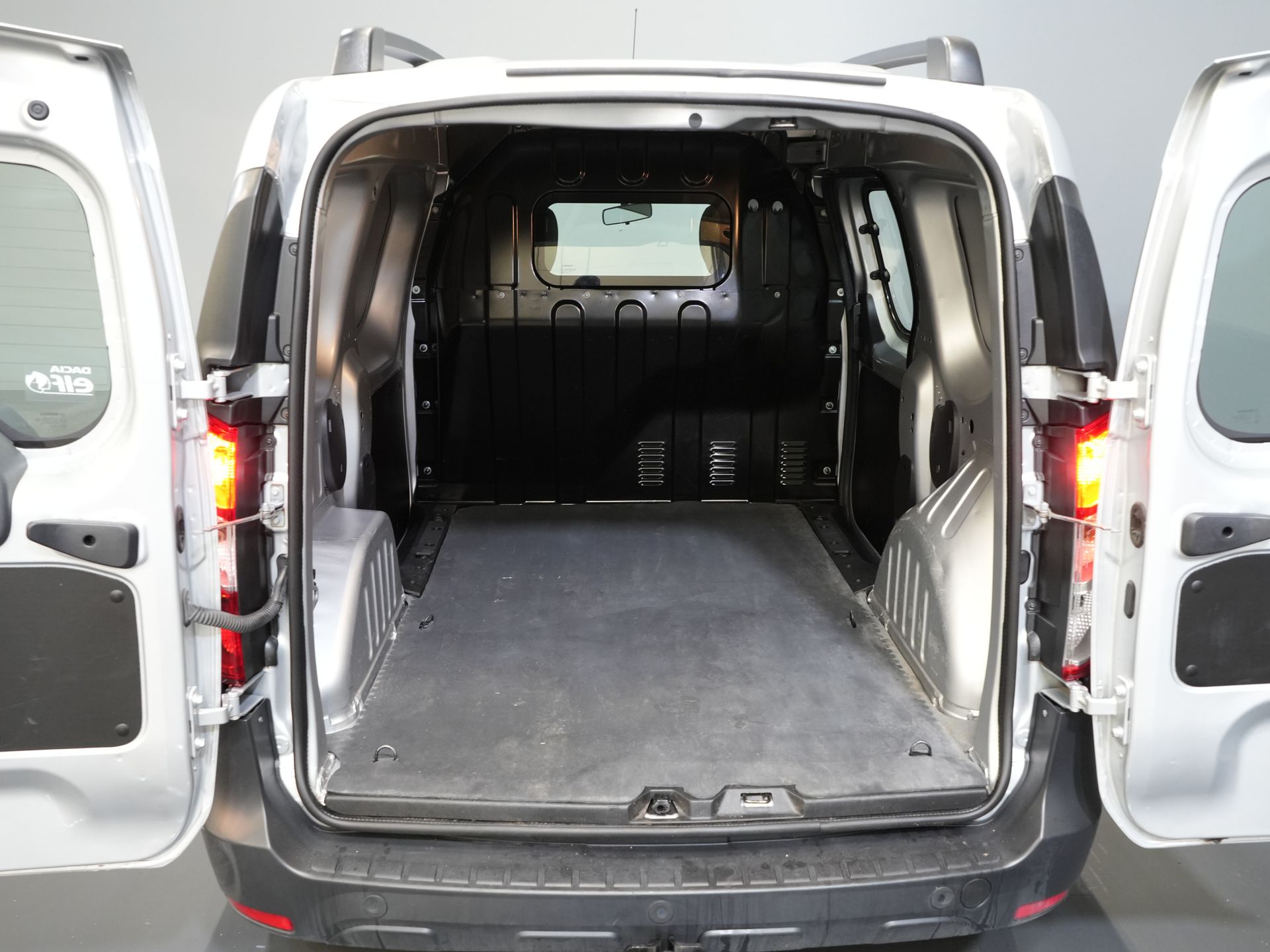 Dacia Dokker Bestelbus 1.5 dCi MARGE NL Auto/ APK 1-2027/ PDC/ Cruise/ Trekhaak/ Airco 14