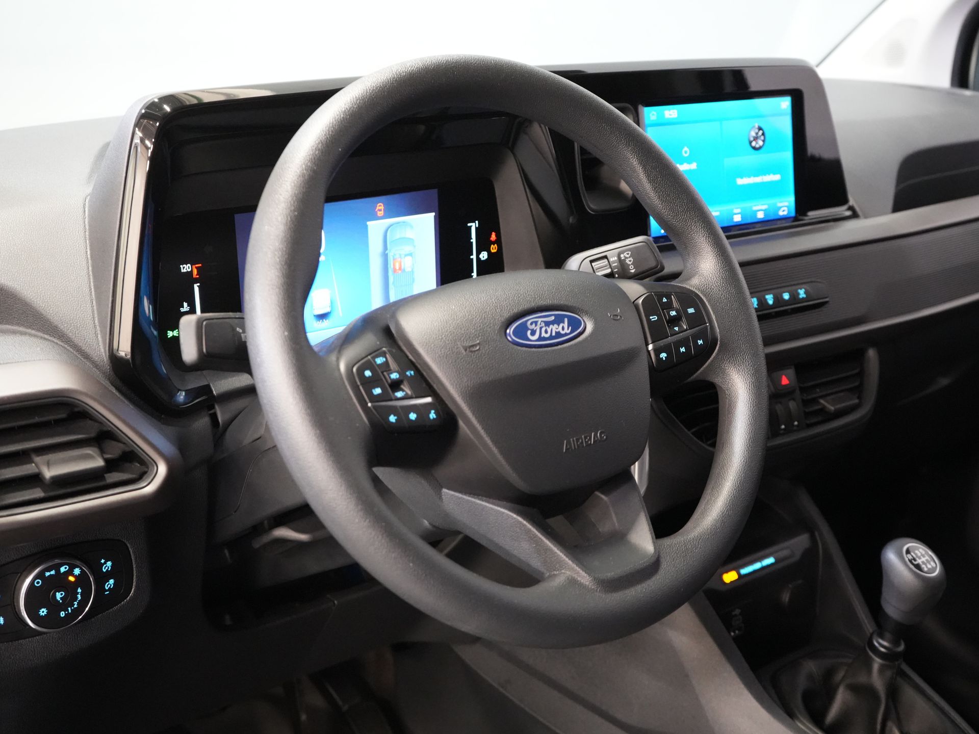 Ford Transit Courier Bestelbus 1.0 Trend 100 pk BENZINE BPM VRIJ! Garantie 05-2029/ Carplay/ Virtual Cockpit/ Airco/ Cruise 13