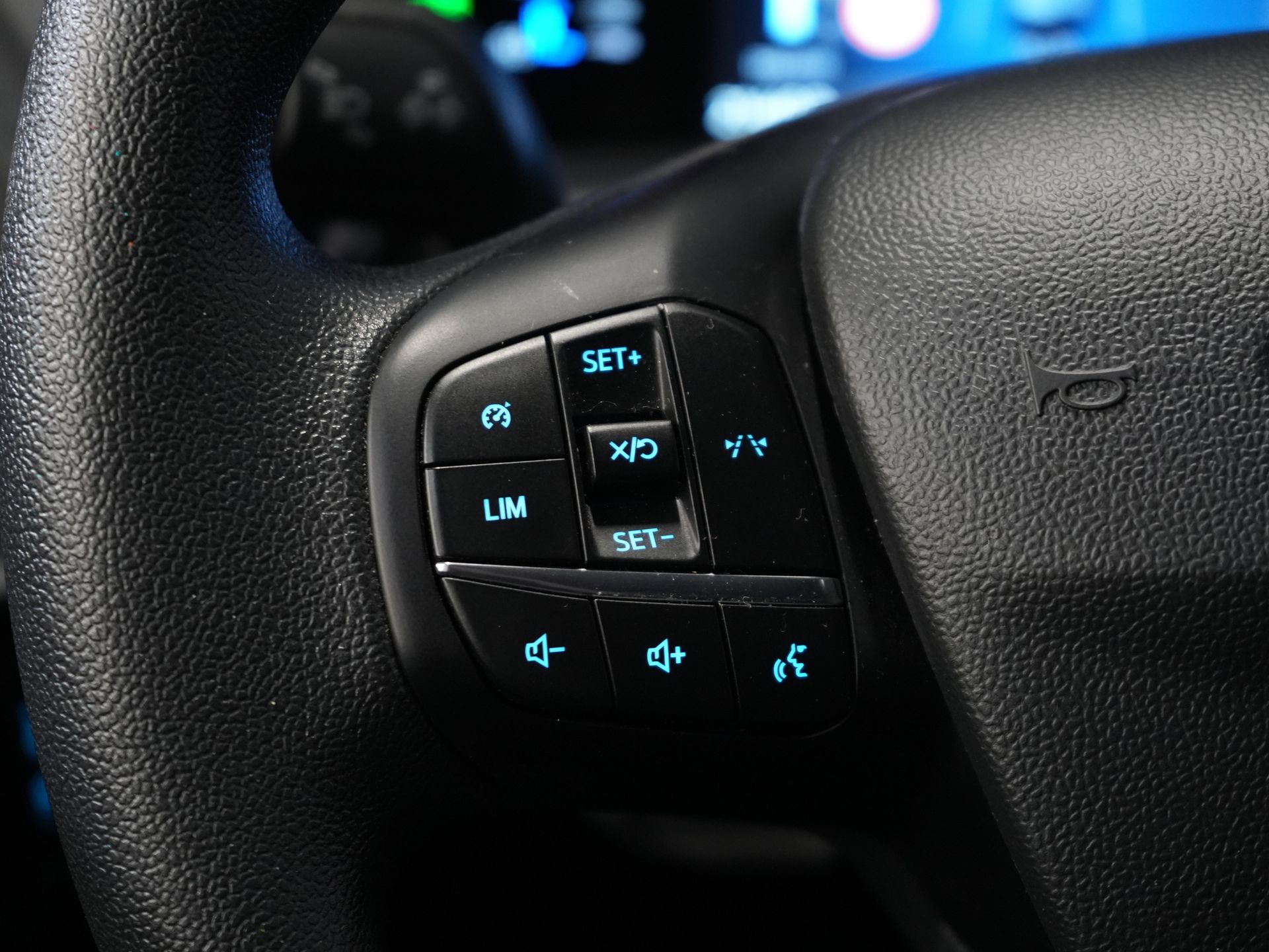 Ford Transit Courier Bestelbus 1.0 Trend 100 pk BENZINE BPM VRIJ! Garantie 05-2029/ Carplay/ Virtual Cockpit/ Airco/ Cruise 16