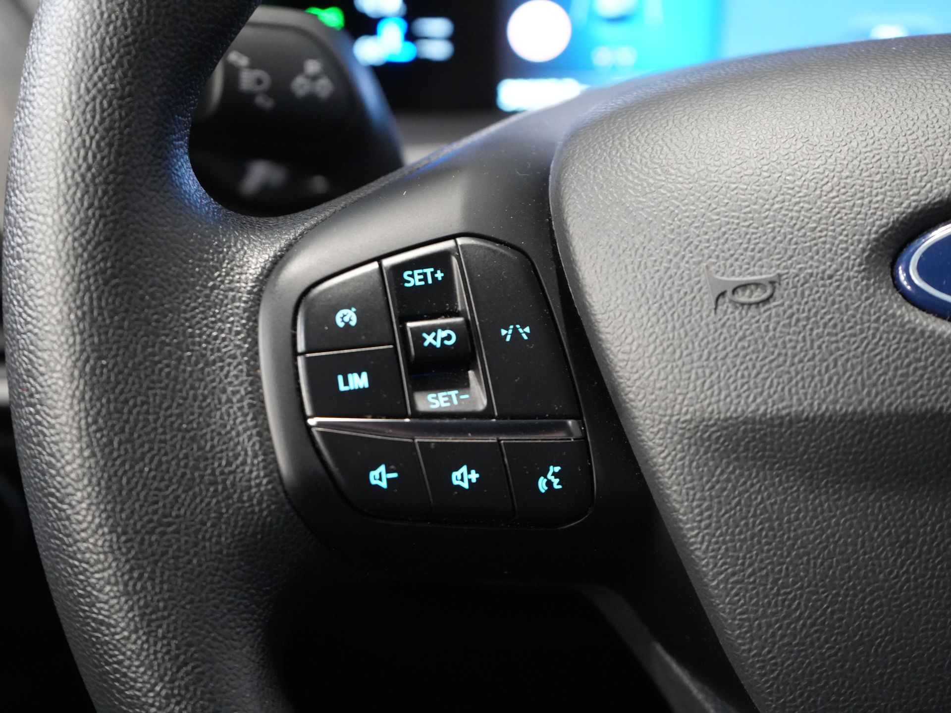 Ford Transit Courier Bestelbus 1.0 Trend 100 pk BENZINE BPM VRIJ! Garantie 05-2029/ Carplay/ Virtual Cockpit/ Airco/ Cruise 16