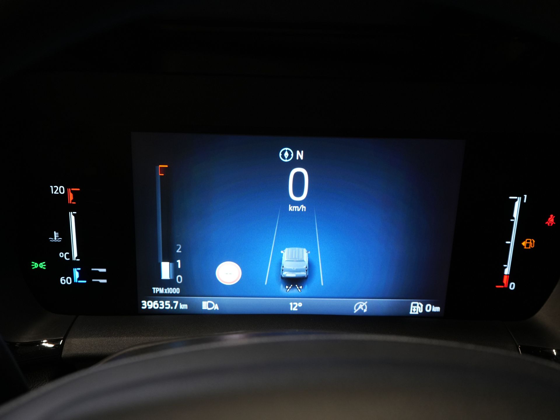 Ford Transit Courier Bestelbus 1.0 Trend 100 pk BENZINE BPM VRIJ! Garantie 05-2029/ Carplay/ Virtual Cockpit/ Airco/ Cruise 17