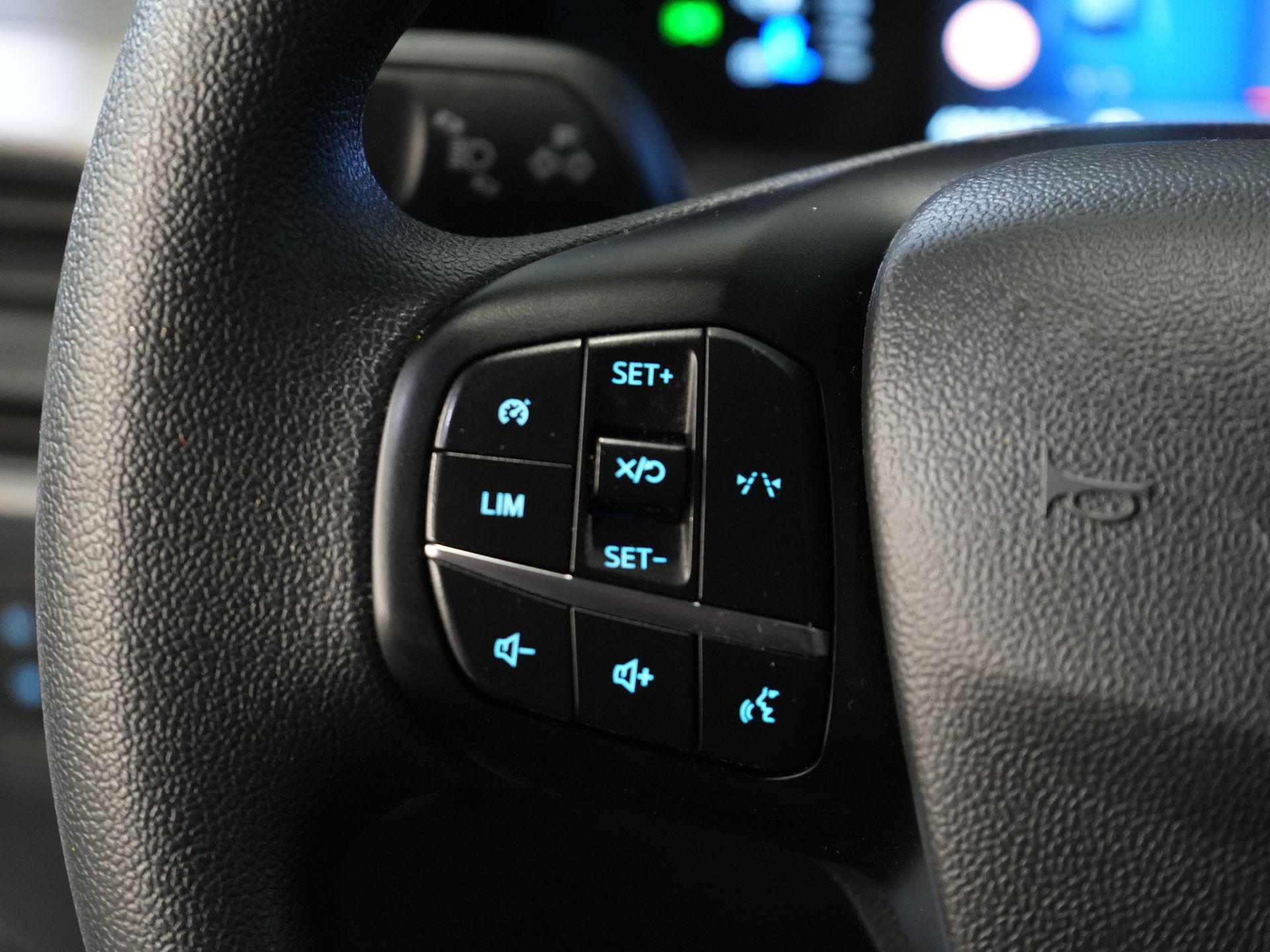 Ford Transit Courier Bestelbus 1.0 Trend 100 pk BENZINE BPM VRIJ! Garantie 05-2029/ Carplay/ Virtual Cockpit/ Airco/ Cruise 16