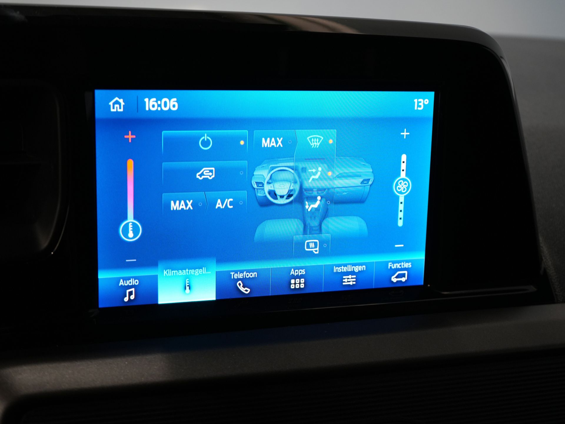 Ford Transit Courier Bestelbus 1.0 Trend 100 pk BENZINE BPM VRIJ! Garantie 05-2029/ Carplay/ Virtual Cockpit/ Airco/ Cruise 20