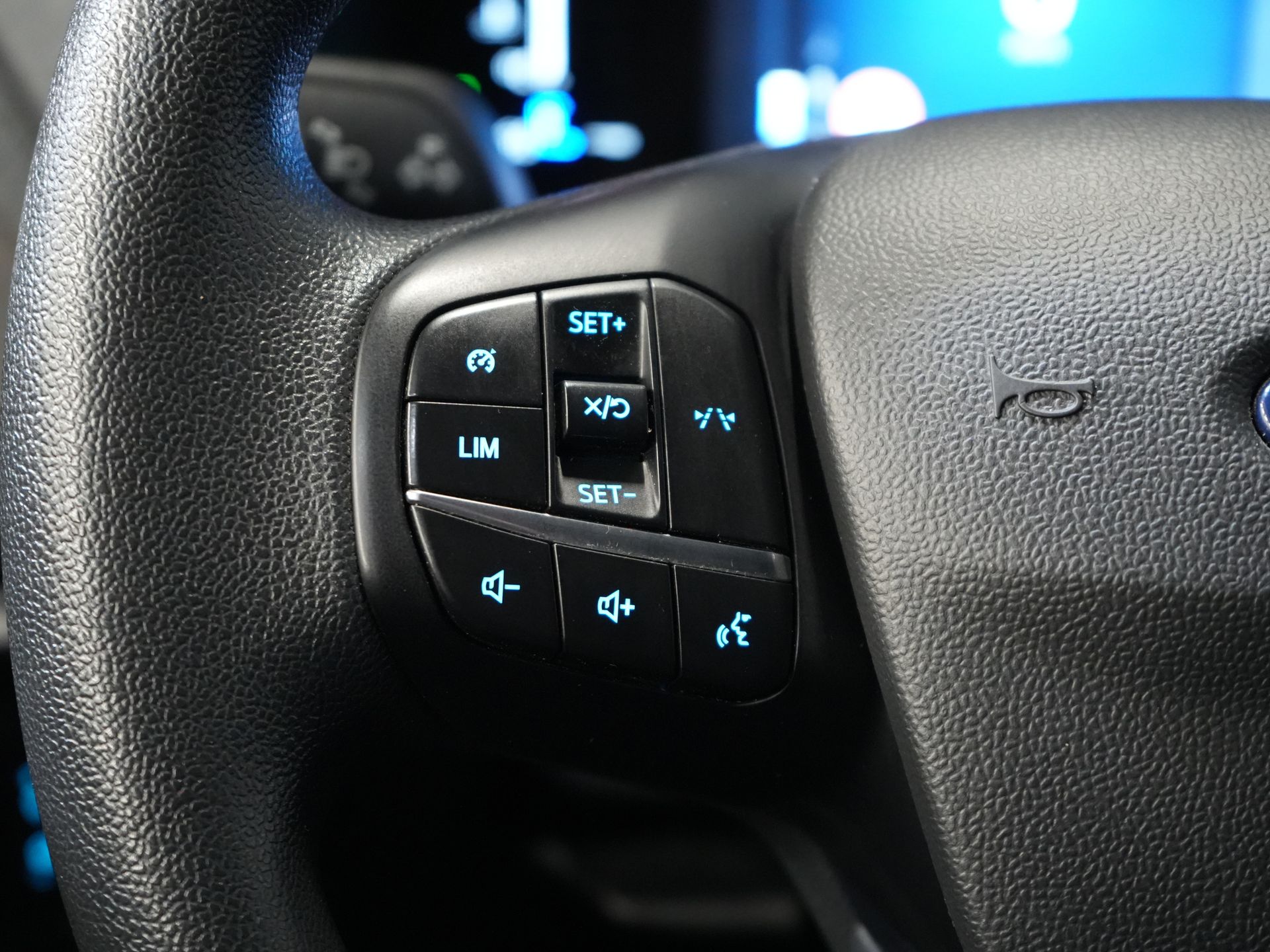 Ford Transit Courier Bestelbus 1.0 Trend 100 pk BENZINE BPM VRIJ! Garantie 05-2029/ Carplay/ Virtual Cockpit/ Airco/ Cruise 16