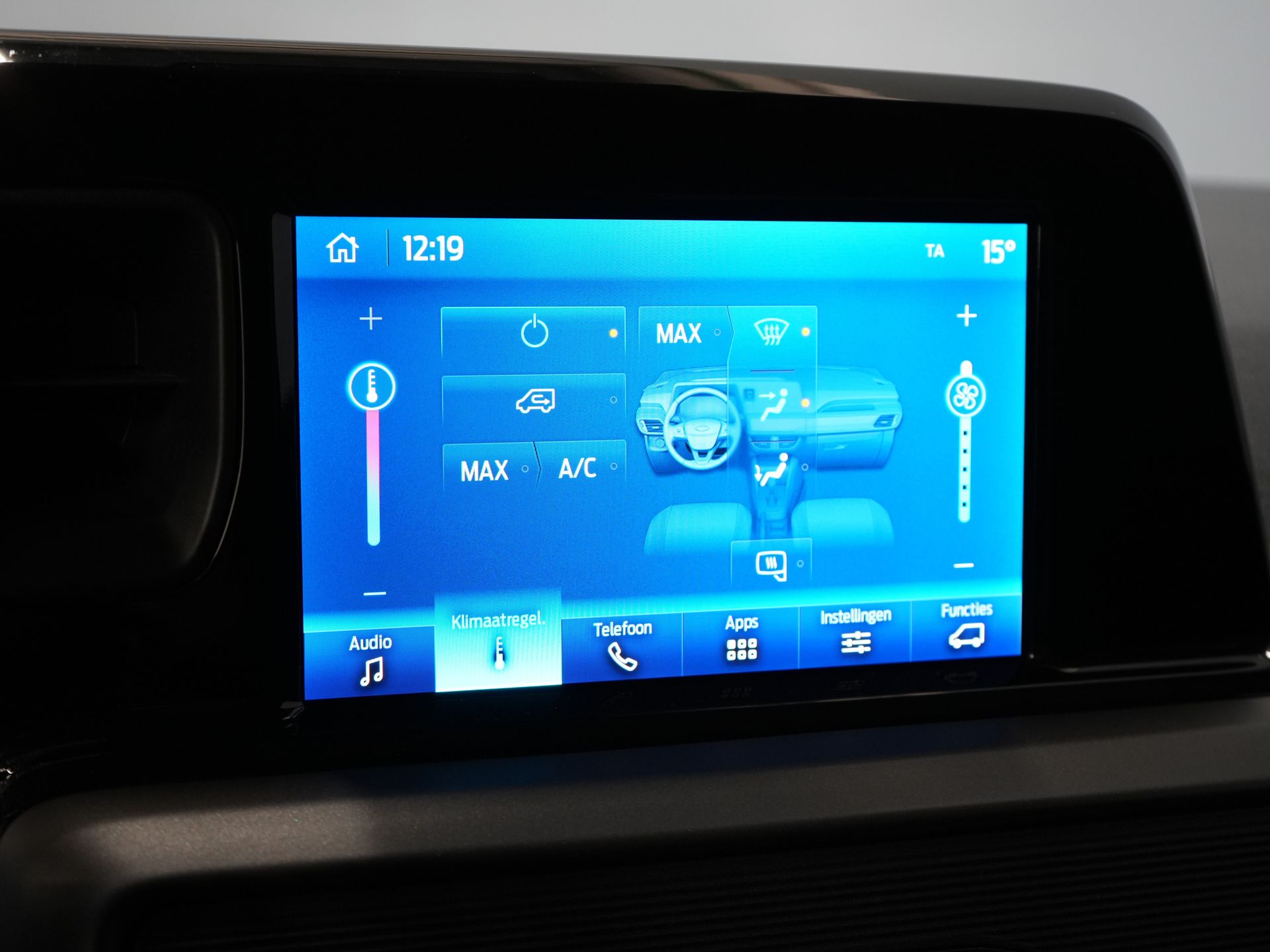 Ford Transit Courier Bestelbus 1.0 Trend 100 pk BENZINE BPM VRIJ! Garantie 05-2029/ Carplay/ Virtual Cockpit/ Airco/ Cruise 20