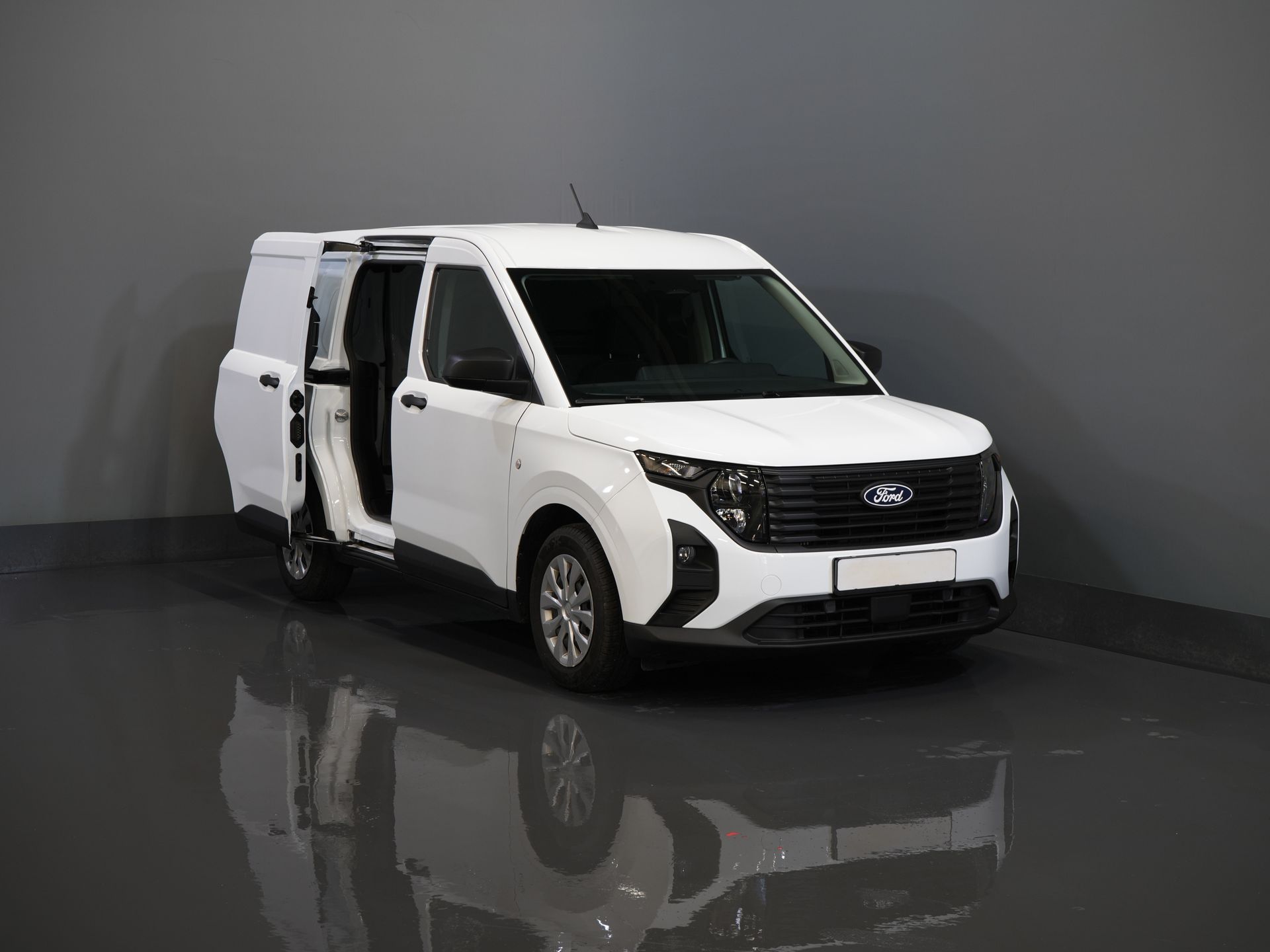 Ford Transit Courier Bestelbus 1.0 Trend 100 pk BENZINE BPM VRIJ! Garantie 05-2029/ Carplay/ Virtual Cockpit/ Airco/ Cruise 8
