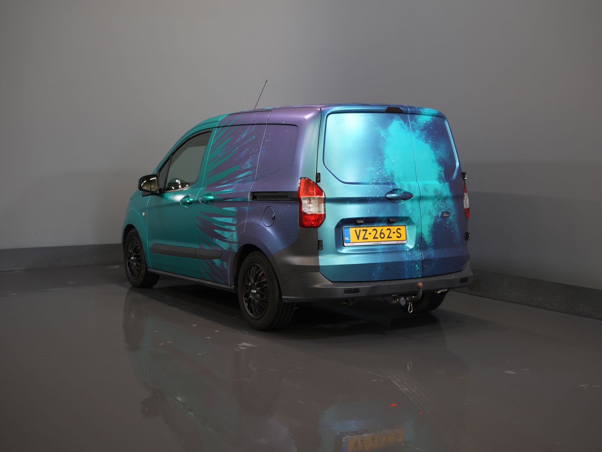 Ford Transit Courier Bestelbus 1.5 TDCI Trend BPM VRIJ! NL Auto/ 2xSchuifdeur/ Climate/ Trekhaak/ Betimmerd 1