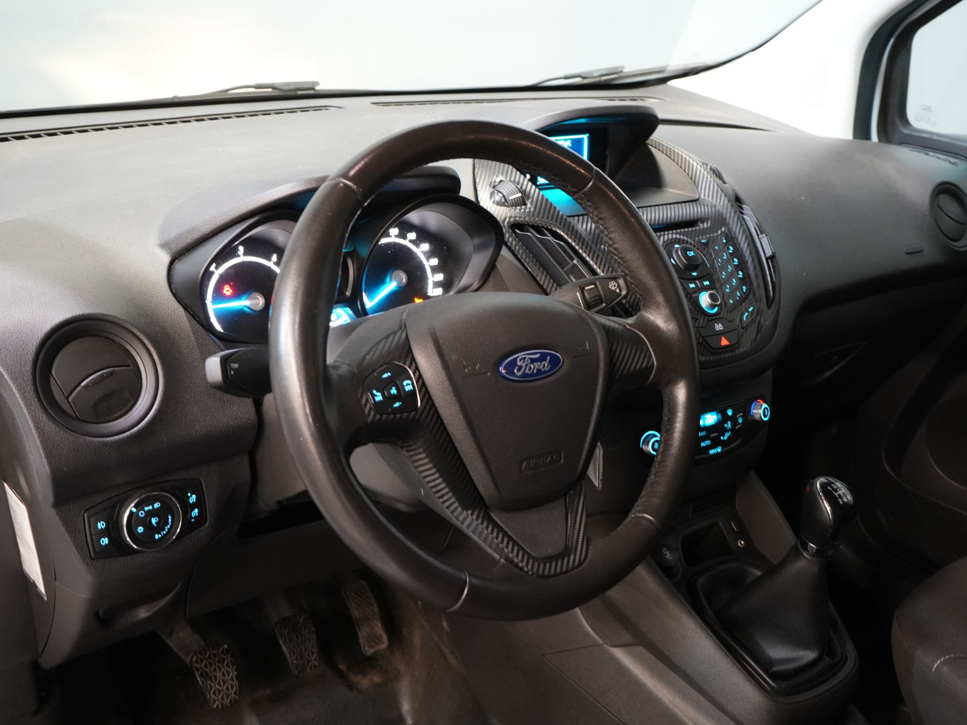 Ford Transit Courier Bestelbus 1.5 TDCI Trend BPM VRIJ! NL Auto/ 2xSchuifdeur/ Climate/ Trekhaak/ Betimmerd 13