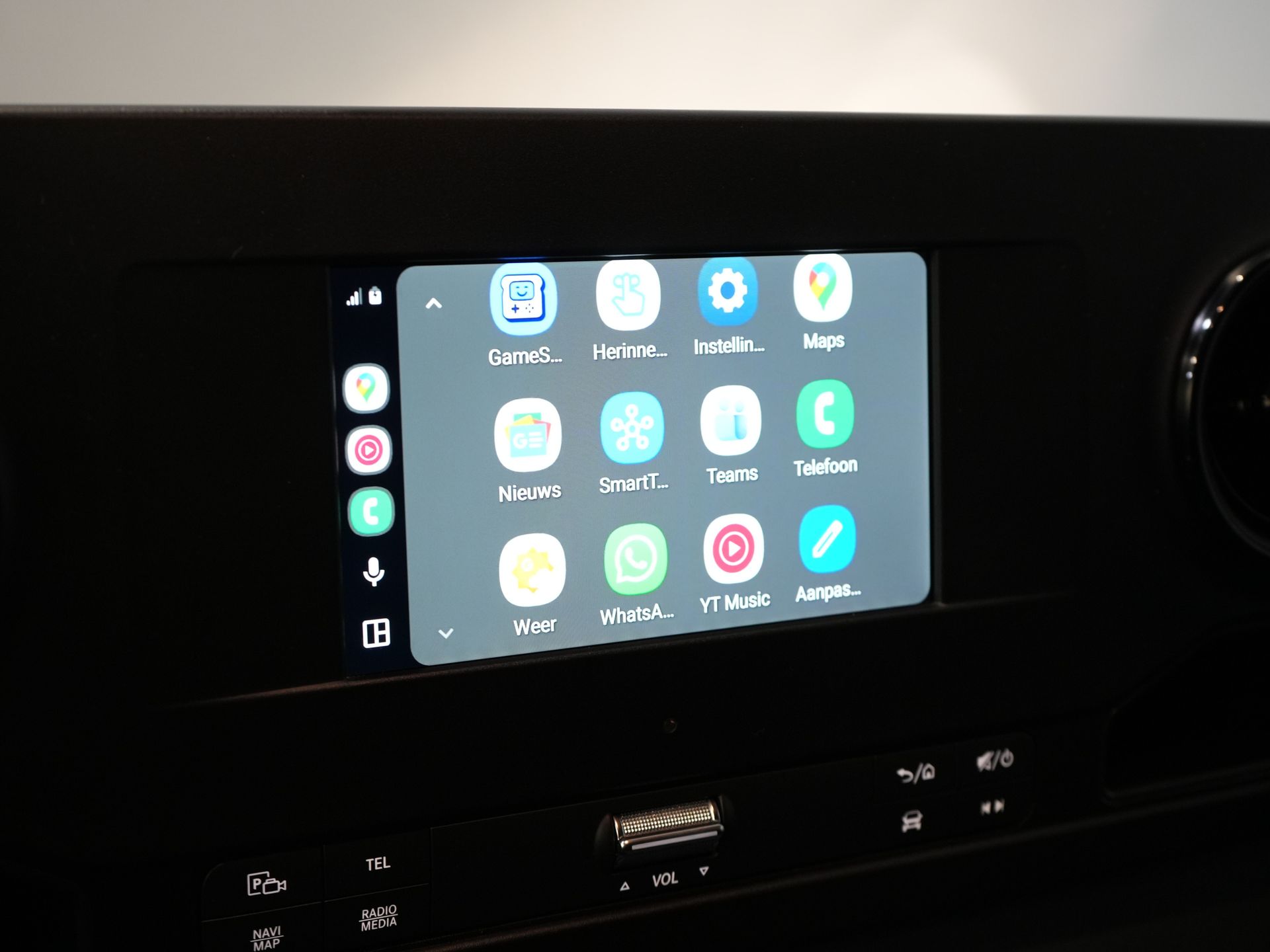 Mercedes-Benz Sprinter Bakwagen 317 1.9 CDI BPM VRIJ! 445x211x225/ Dhollandia Laadklep/ CarPlay/ Stoelverw./ Navi/ Airco/ Camera/ Cruise 26