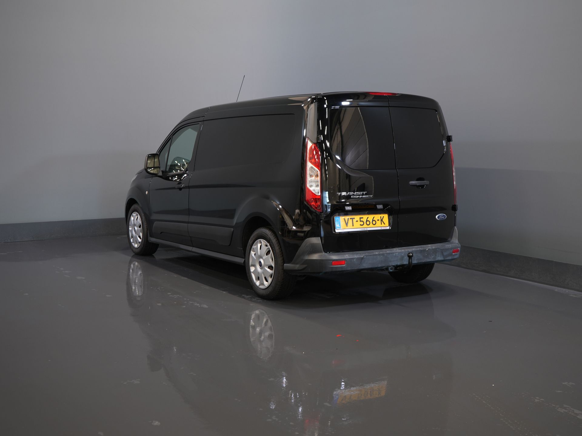 Ford Transit Connect Bestelbus 1.6 TDCI 100 pk L2 Trend BPM VRIJ! 3 Pers./ Airco/ NL Auto/ Trekhaak 1