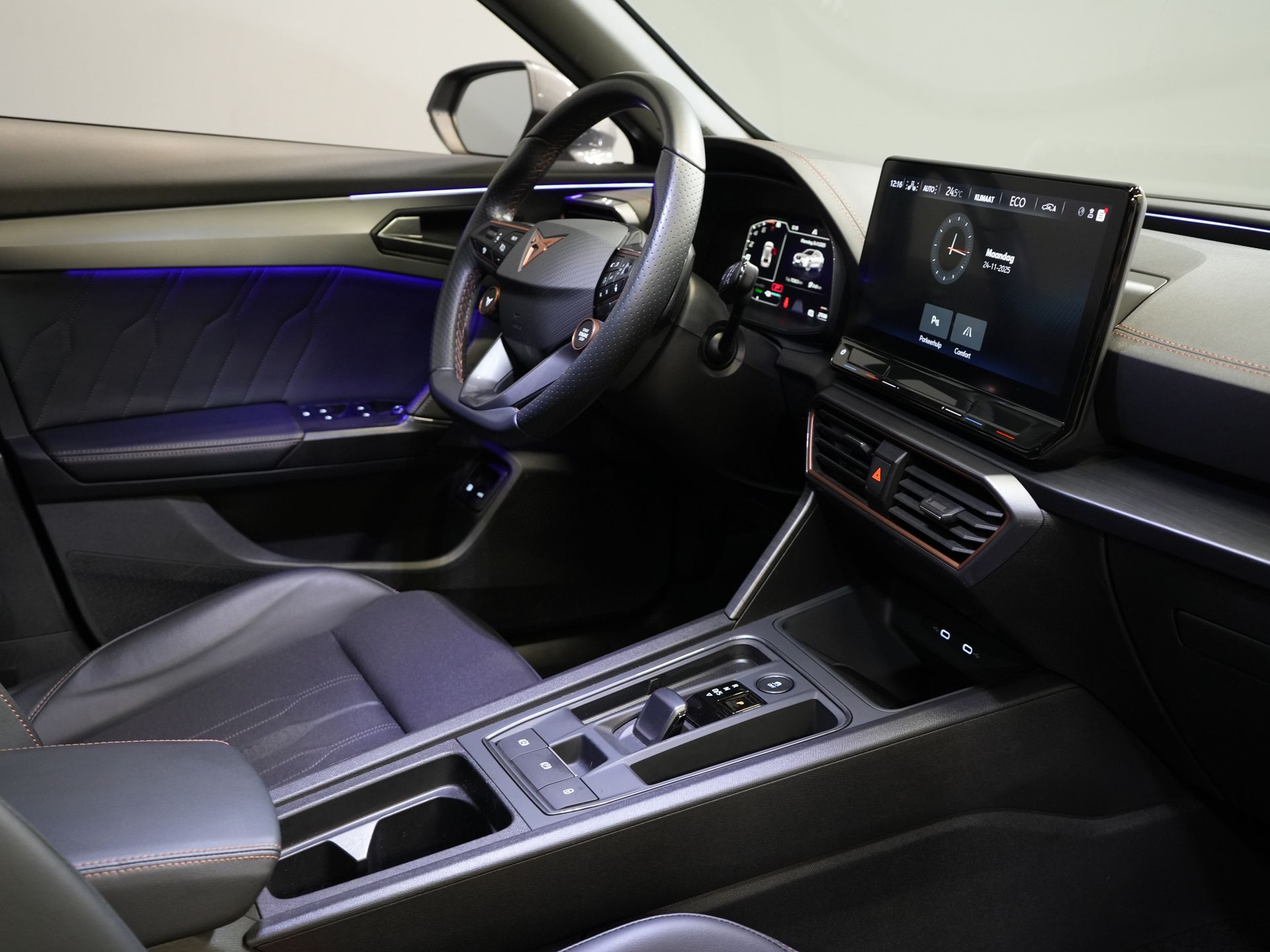 CUPRA Formentor SUV 1.4 e-Hybrid VZ 245 pk Copper LED Matrix/ Adapt.Cruise/ Elek. Klep/ Memory/ 19'' LMV/ Carplay 2