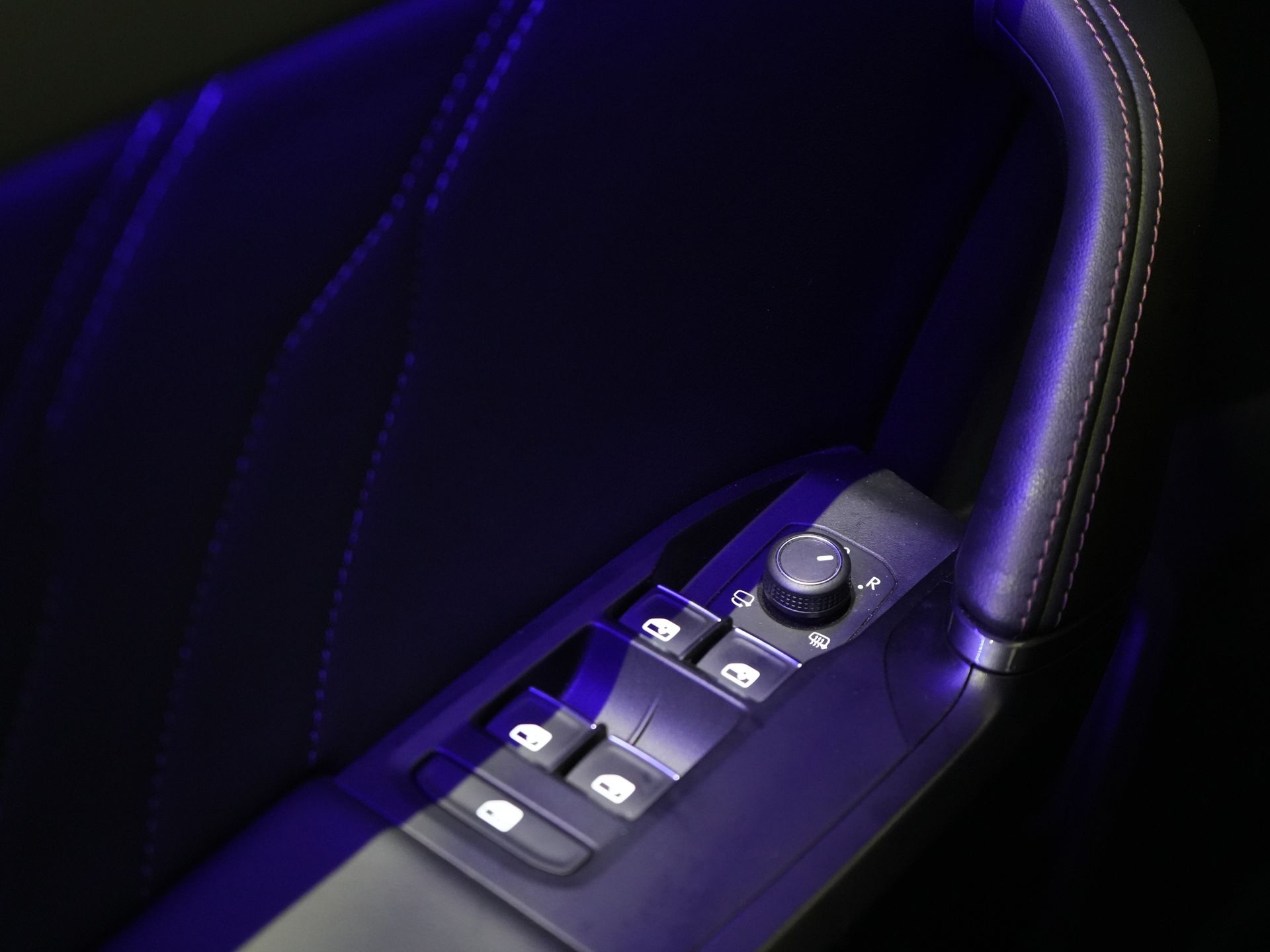 CUPRA Formentor SUV 1.4 e-Hybrid VZ 245 pk Copper LED Matrix/ Adapt.Cruise/ Elek. Klep/ Memory/ 19'' LMV/ Carplay 21