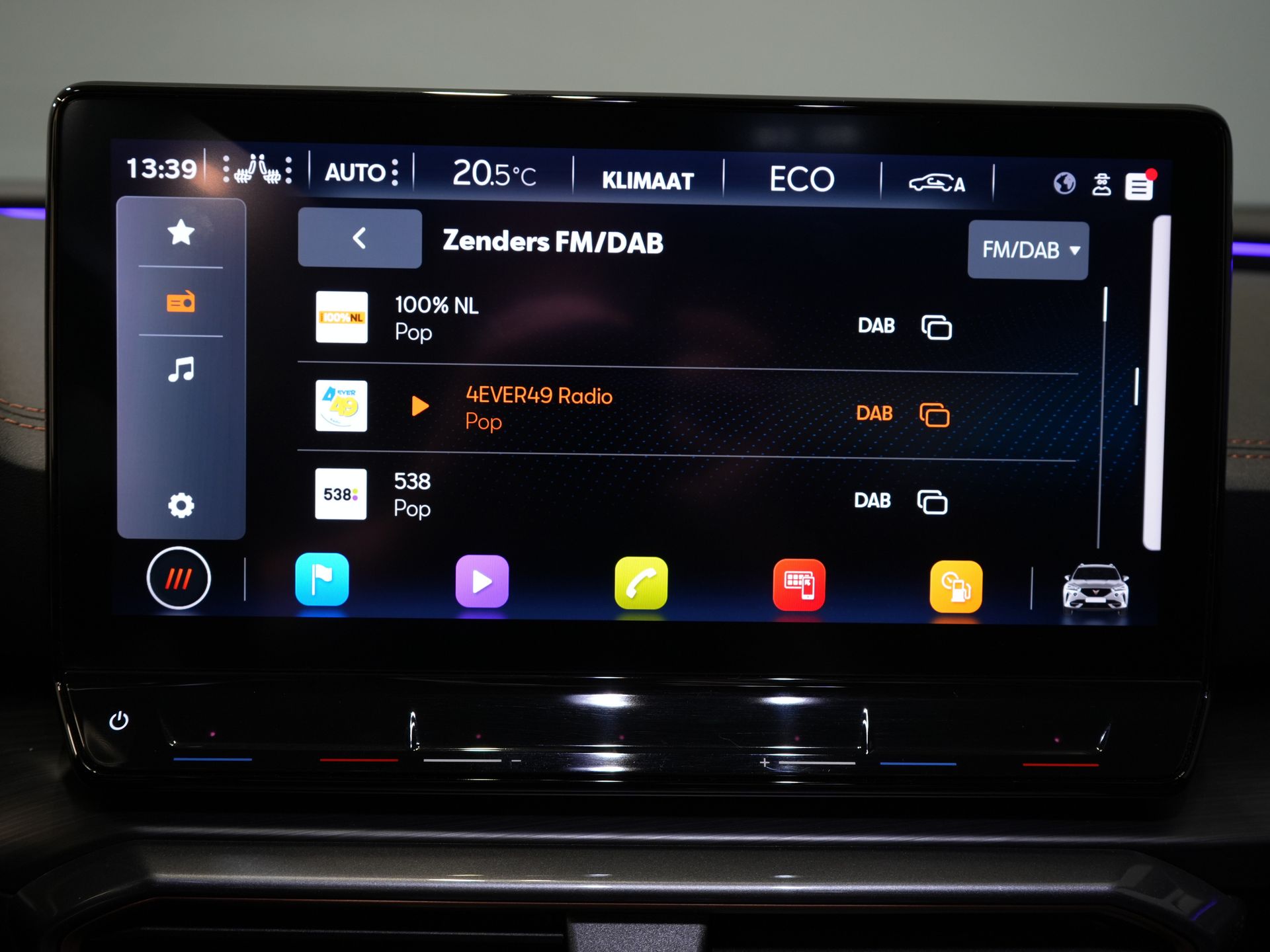 CUPRA Formentor SUV 1.4 e-Hybrid VZ 245 pk Copper LED Matrix/ Adapt.Cruise/ Elek. Klep/ Memory/ 19'' LMV/ Carplay 24