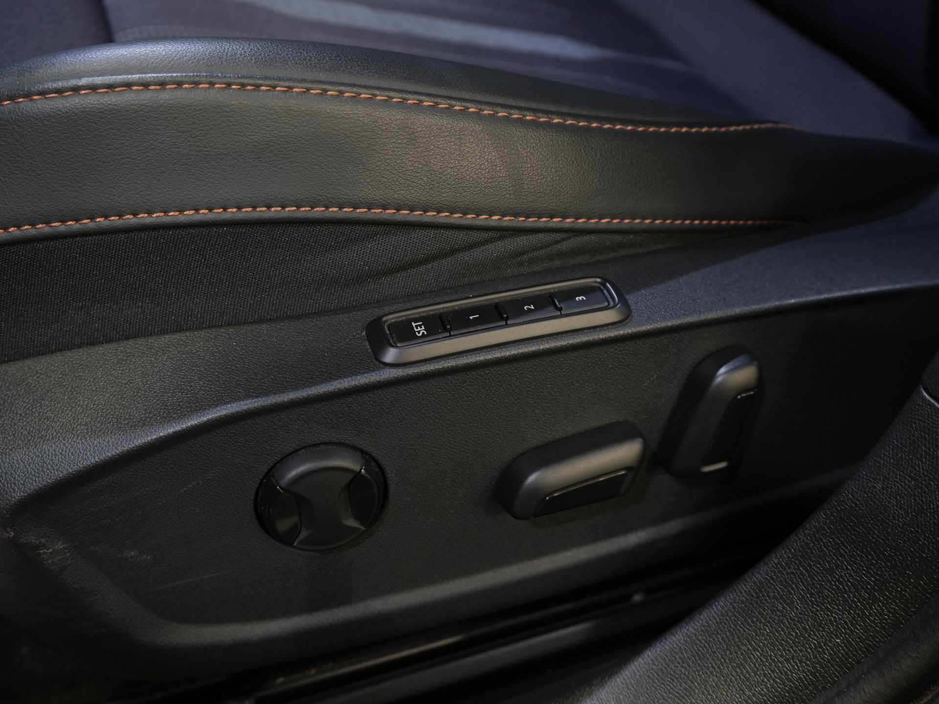 CUPRA Formentor SUV 1.4 e-Hybrid VZ 245 pk Copper LED Matrix/ Adapt.Cruise/ Elek. Klep/ Memory/ 19'' LMV/ Carplay 31