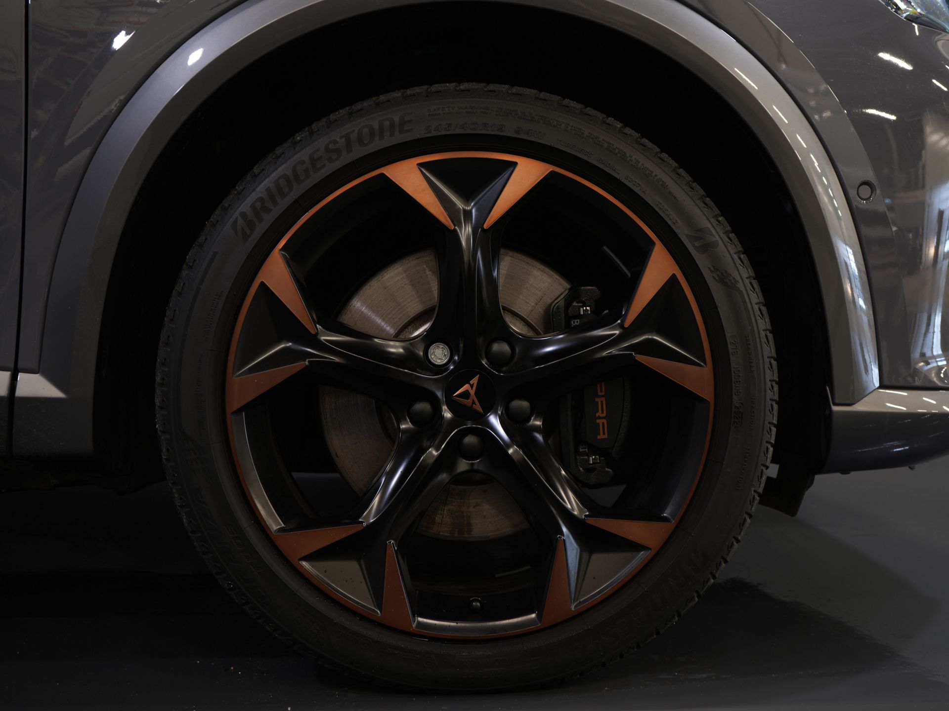 CUPRA Formentor SUV 1.4 e-Hybrid VZ 245 pk Copper LED Matrix/ Adapt.Cruise/ Elek. Klep/ Memory/ 19'' LMV/ Carplay 8