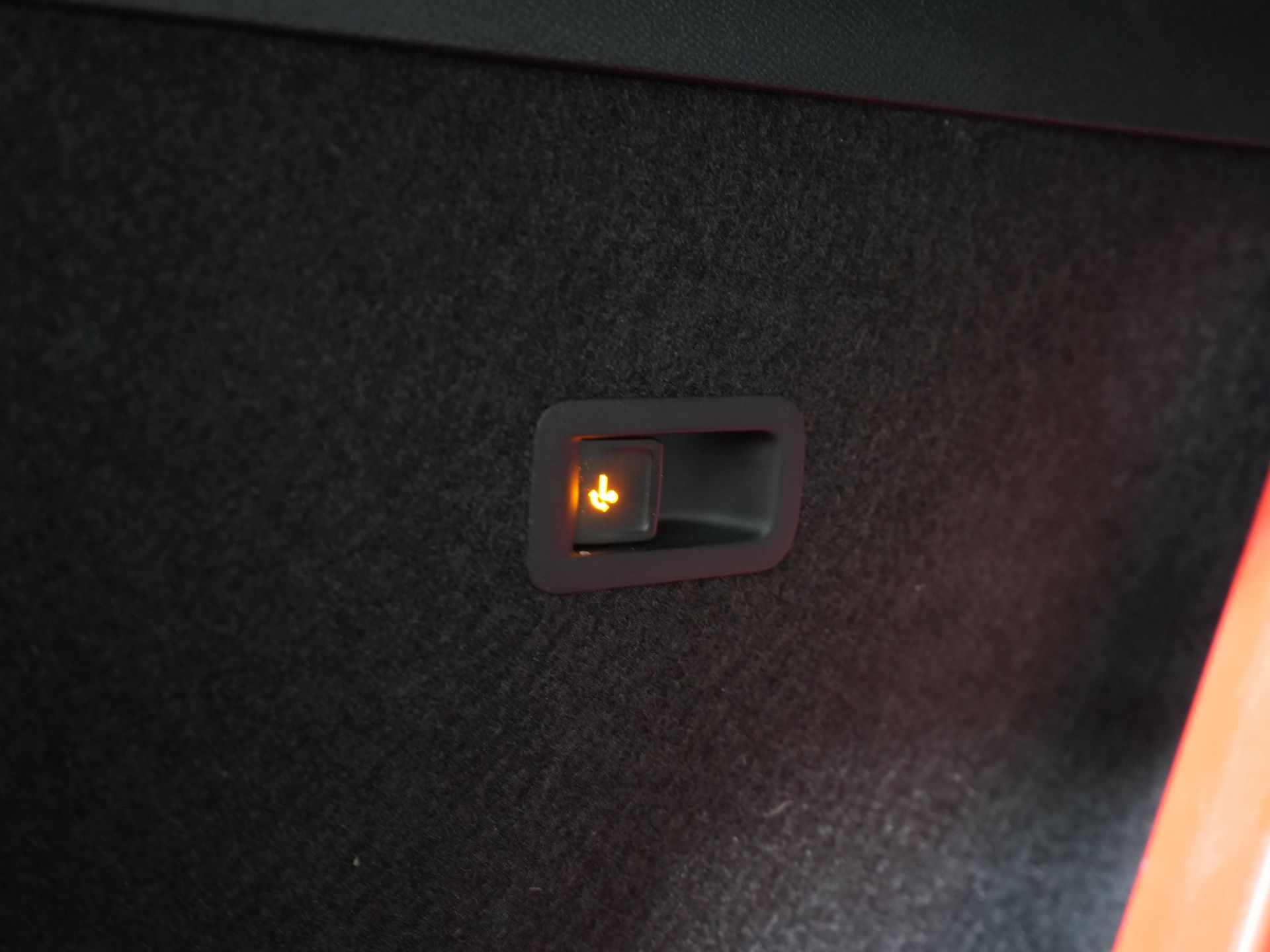 CUPRA Formentor SUV 1.4 e-Hybrid VZ Performance 245 pk Pano/ LED Matrix/ Adapt.Cruise/ Elek.Trekhaak/ Memory/ 19'' LMV/ Carplay 15