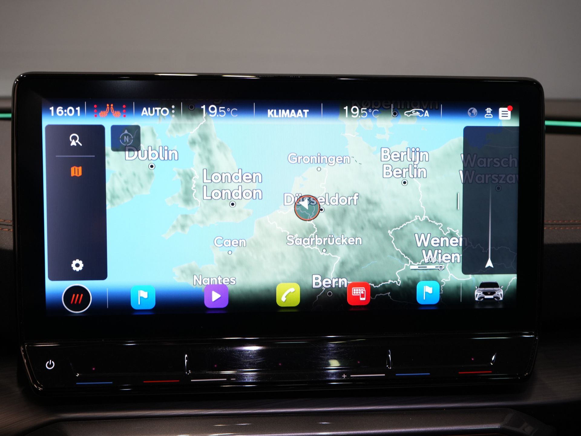 CUPRA Formentor SUV 1.4 e-Hybrid VZ Performance 245 pk Pano/ LED Matrix/ Adapt.Cruise/ Elek.Trekhaak/ Memory/ 19'' LMV/ Carplay 28