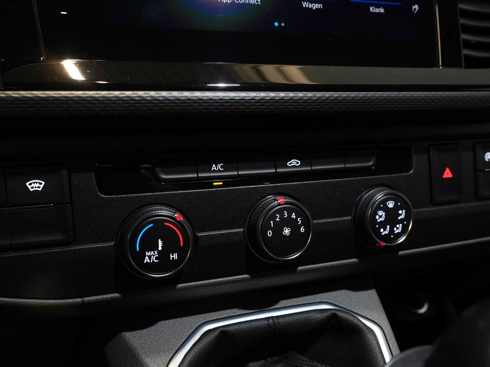 Volkswagen Transporter Bestelbus 2.0 TDI L2 BULLI BPM VRIJ! NL Auto/ LED/ Adapt. Cruise/ Virtual Cockpit/ 17