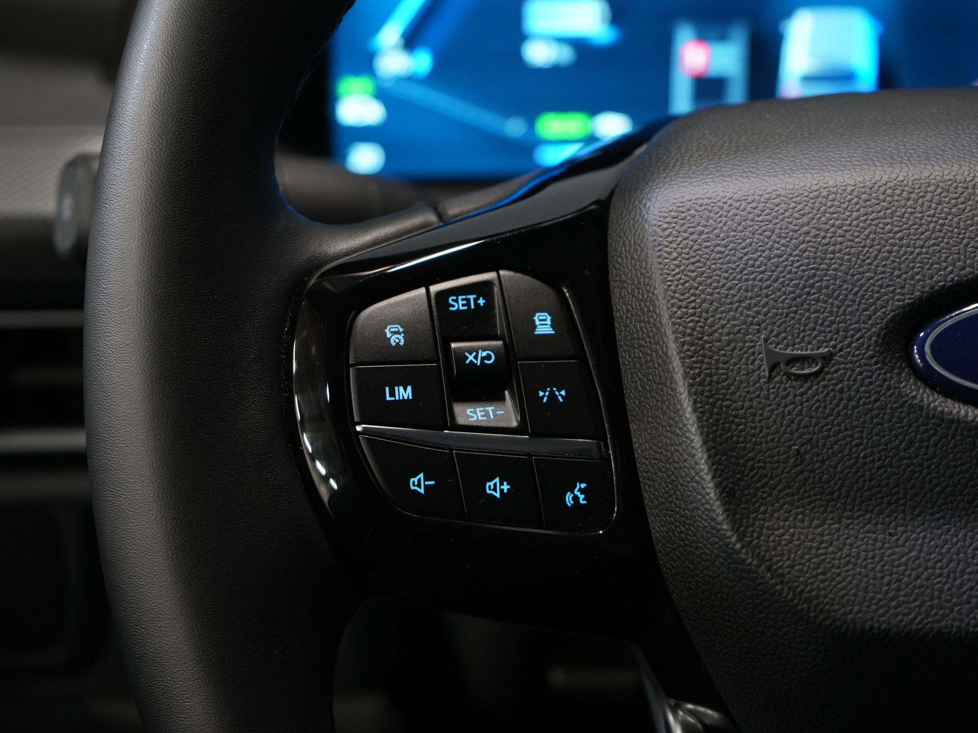 Ford E-Transit Custom Bestelbus 340 65 kWh 330km WLTP L2 Limited Garantie 5 jaar/ 2.3t Trekverm./ Snellader/ Matrix LED/ B&O/ Adapt.Cruise/ Standkachel/ Carplay 18