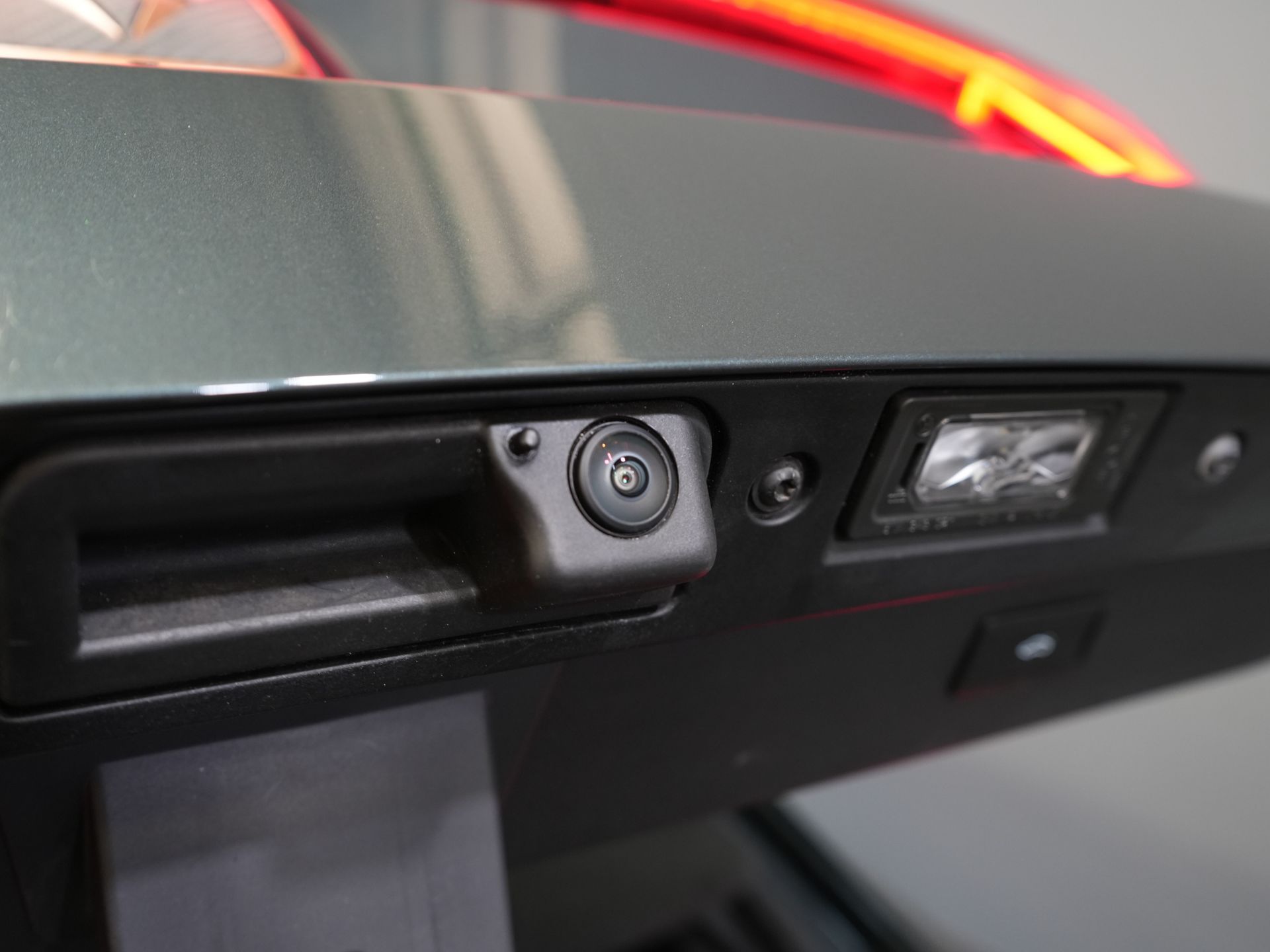 CUPRA Formentor SUV 1.4 e-Hybrid VZ Performance 245 pk (DEMO) Pano/ Leder/ Matrix/ Adapt.Cruise/ Elek.Klep/ Memory/ 19