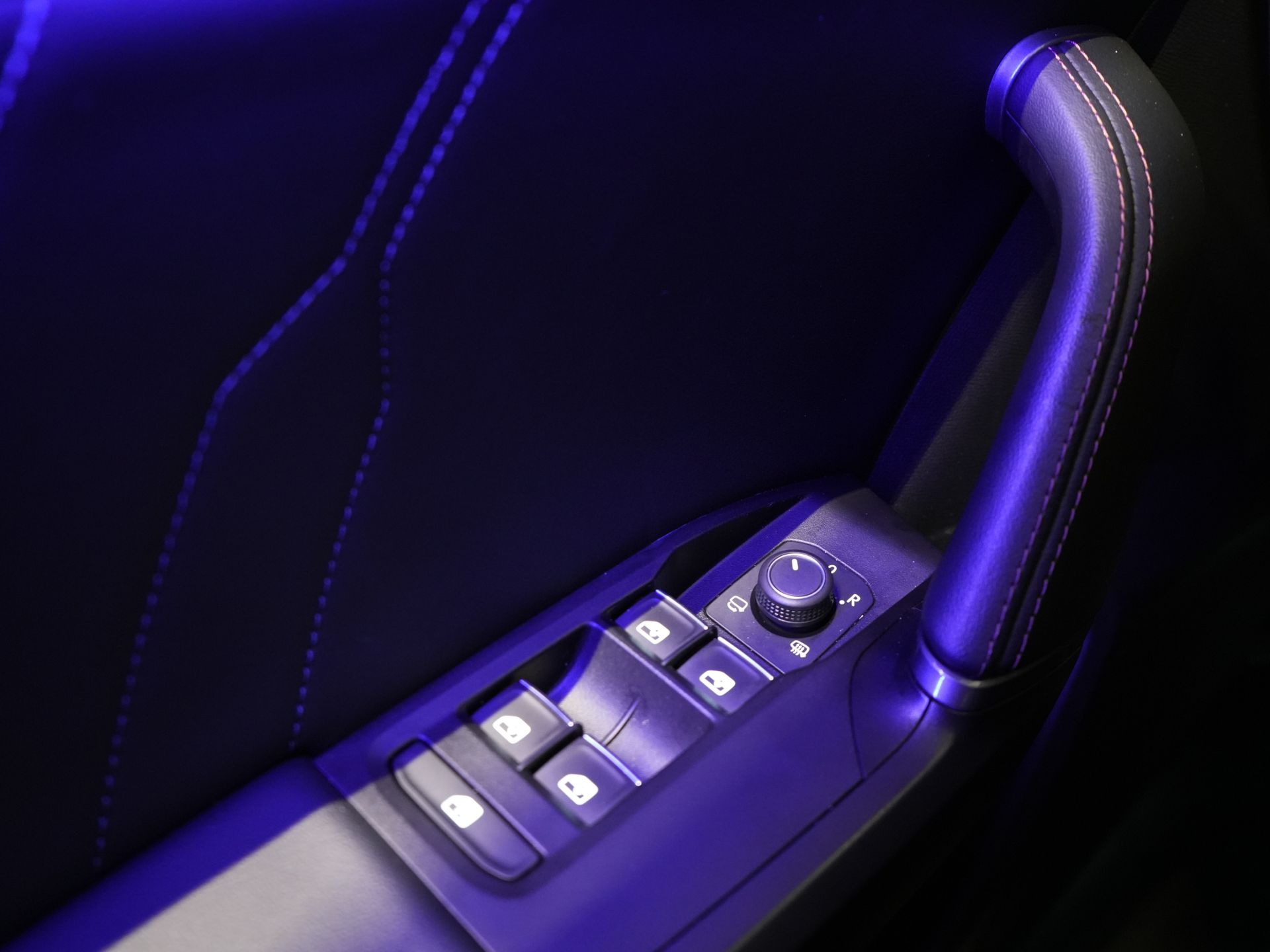 CUPRA Formentor SUV 1.4 e-Hybrid VZ Performance 245 pk (DEMO) Pano/ Leder/ Matrix/ Adapt.Cruise/ Elek.Klep/ Memory/ 19