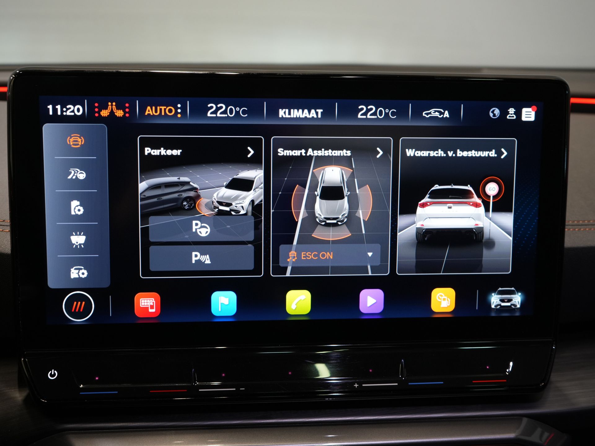 CUPRA Formentor SUV 1.4 e-Hybrid VZ Performance 245 pk (DEMO) Pano/ Leder/ Matrix/ Adapt.Cruise/ Elek.Klep/ Memory/ 19