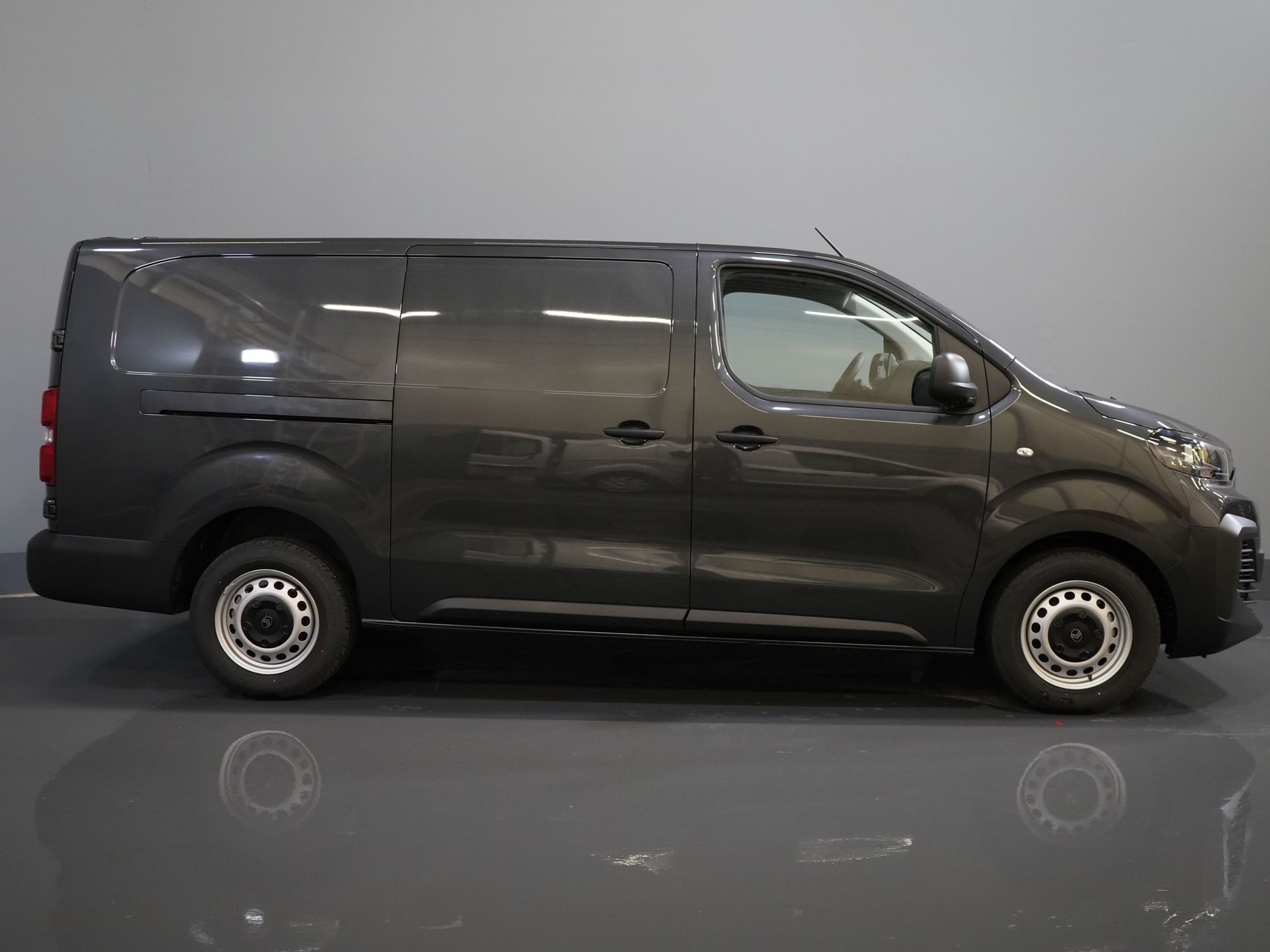 Citroën Jumpy Bestelbus 2.0 HDI 180 pk Aut. L3 BPM VRIJ/ Virtual Cockpit/ Carplay/ Navi/ Camera/ Cruise/ PDC/ Airco 10