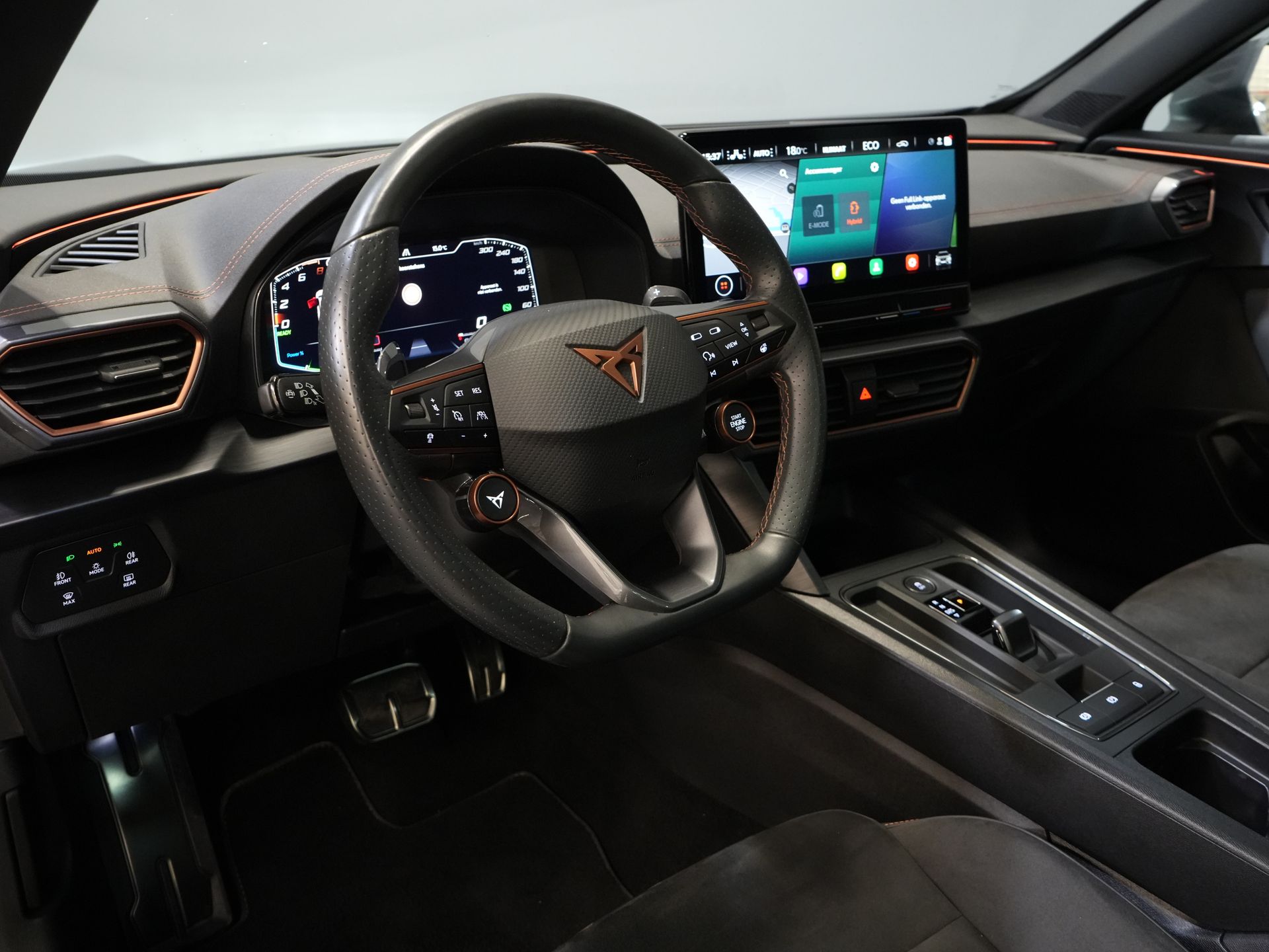 CUPRA Formentor SUV 1.4 e-Hybrid VZ 245 pk Tribe Edition Pano/ Matrix/ Adapt.Cruise/ Elek. Klep/ Memory/ 19'' LMV/ Carplay/ Standkachel/ Stuurverw./ 13