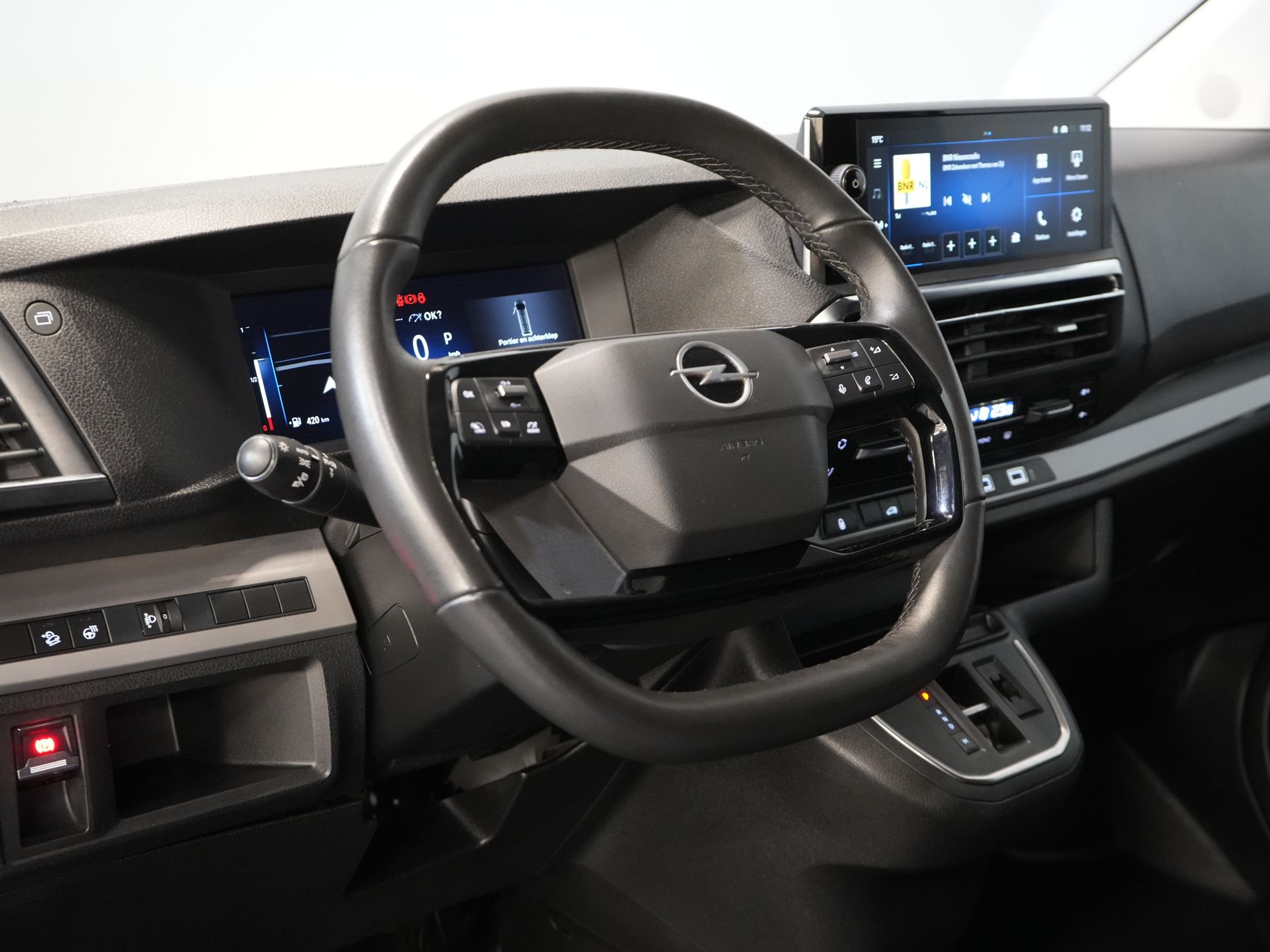 Opel Vivaro Bestelbus 2.0 180 pk Aut. L3 BPM VRIJ! Carplay/ Climate/ Cruise/ PDC V+A/ Navigatie 13