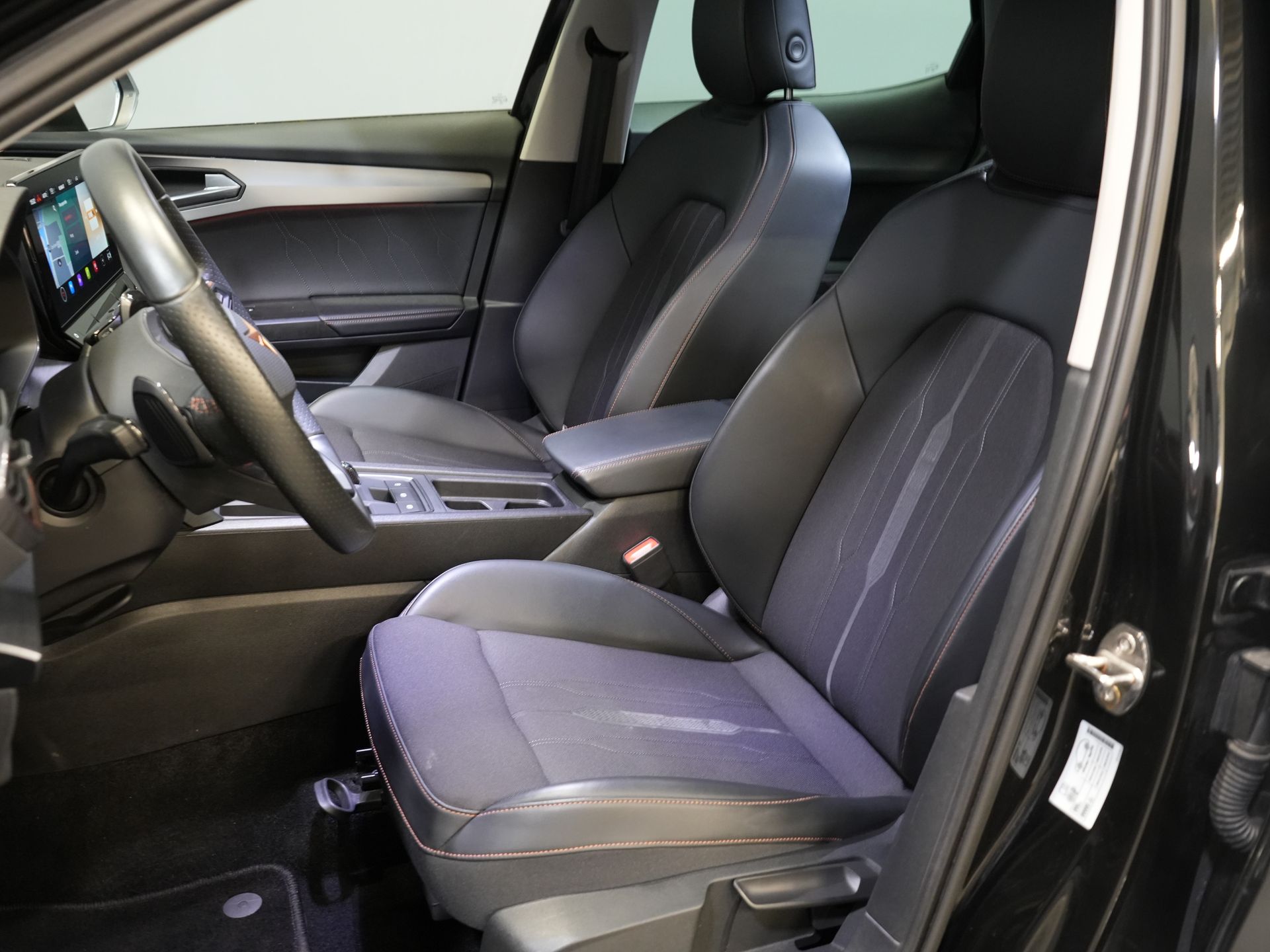 CUPRA Formentor SUV 1.4 e-Hybrid VZ Copper Edition Matrix/ Adapt.Cruise/ Stoelverw./ Stuurverw/ Navi/ Climate/ 19'' LMV 11