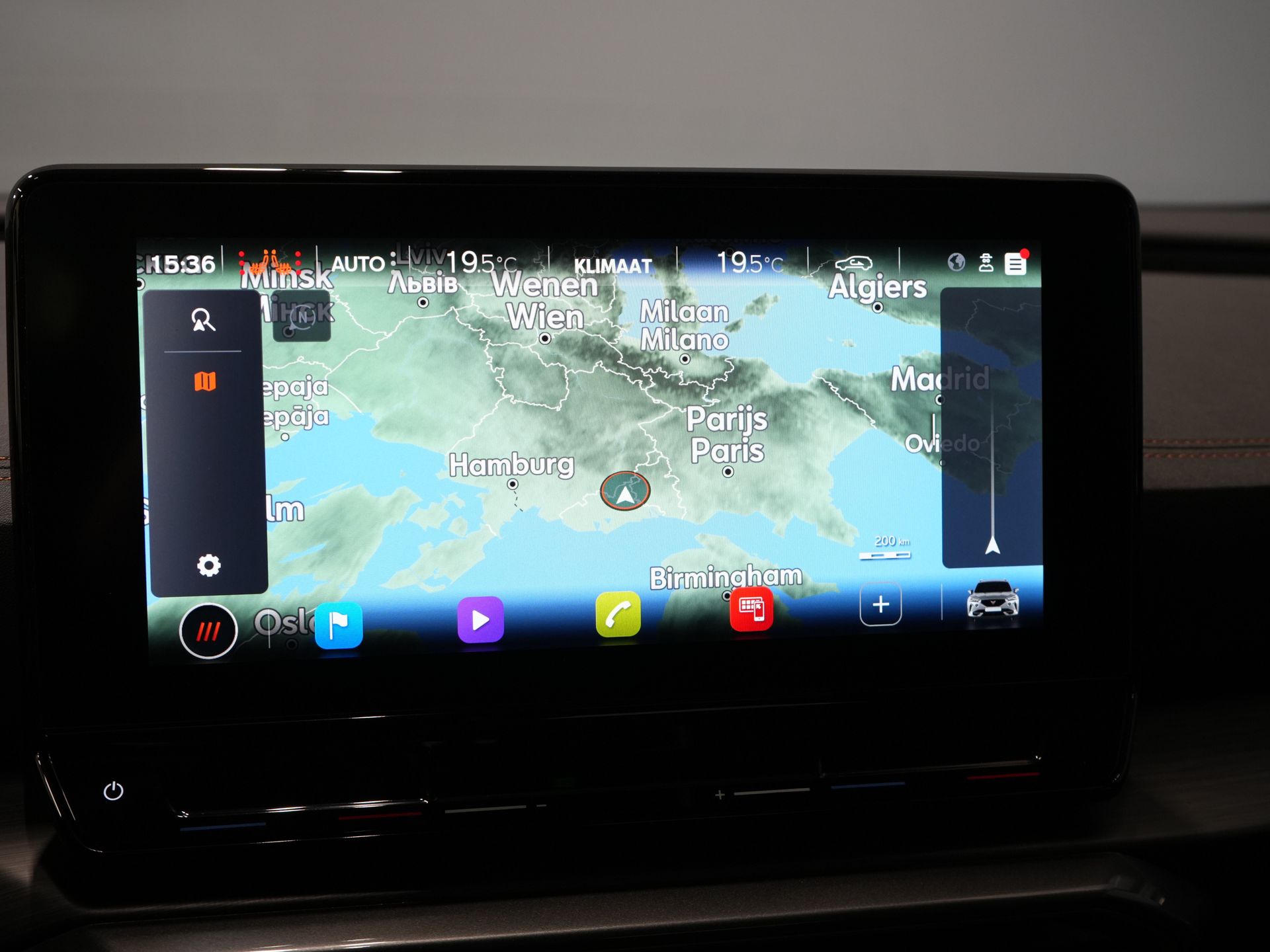 CUPRA Formentor SUV 1.4 e-Hybrid VZ Copper Edition Matrix/ Adapt.Cruise/ Stoelverw./ Stuurverw/ Navi/ Climate/ 19'' LMV 24