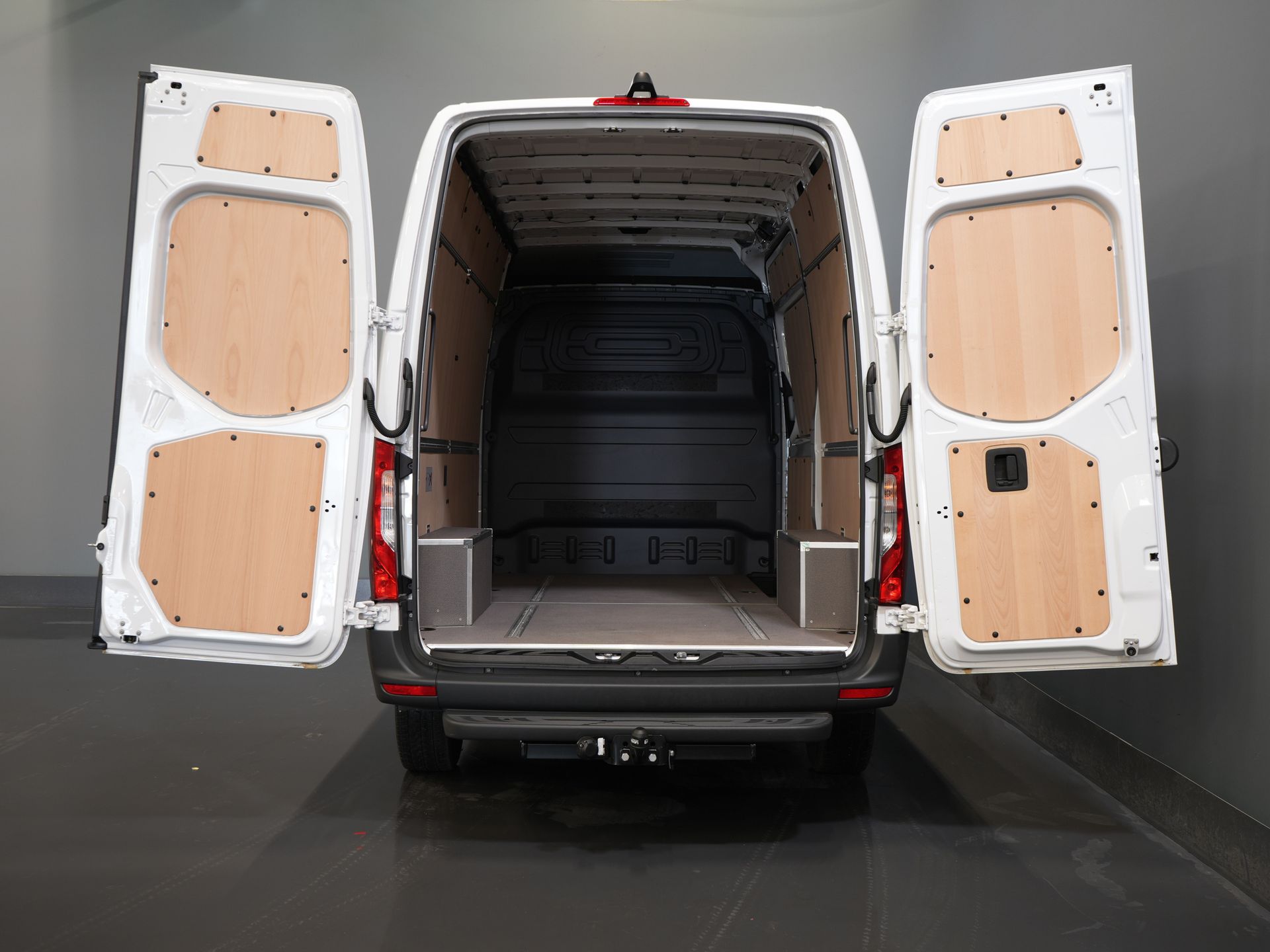 Mercedes-Benz Sprinter Bestelbus 317 1.9 CDI L2H2 Aut. BPM VRIJ! Gev.Stoel/ 270 Gr.Deuren/ Stoelverw./ Navi/ Camera/ Cruise/ Airco 4