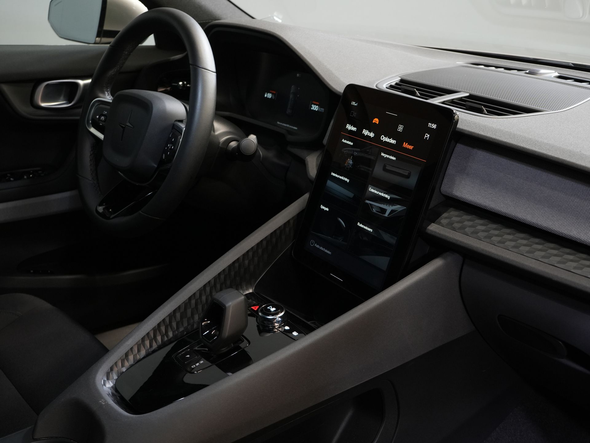 Polestar 2 Sedan Long Range 78 kWh 551 km WLTP LED/ Adapt.Cruise/ Memory/ Stoelverw./ 360 camera/ Carplay/ Navi/ Climate 2