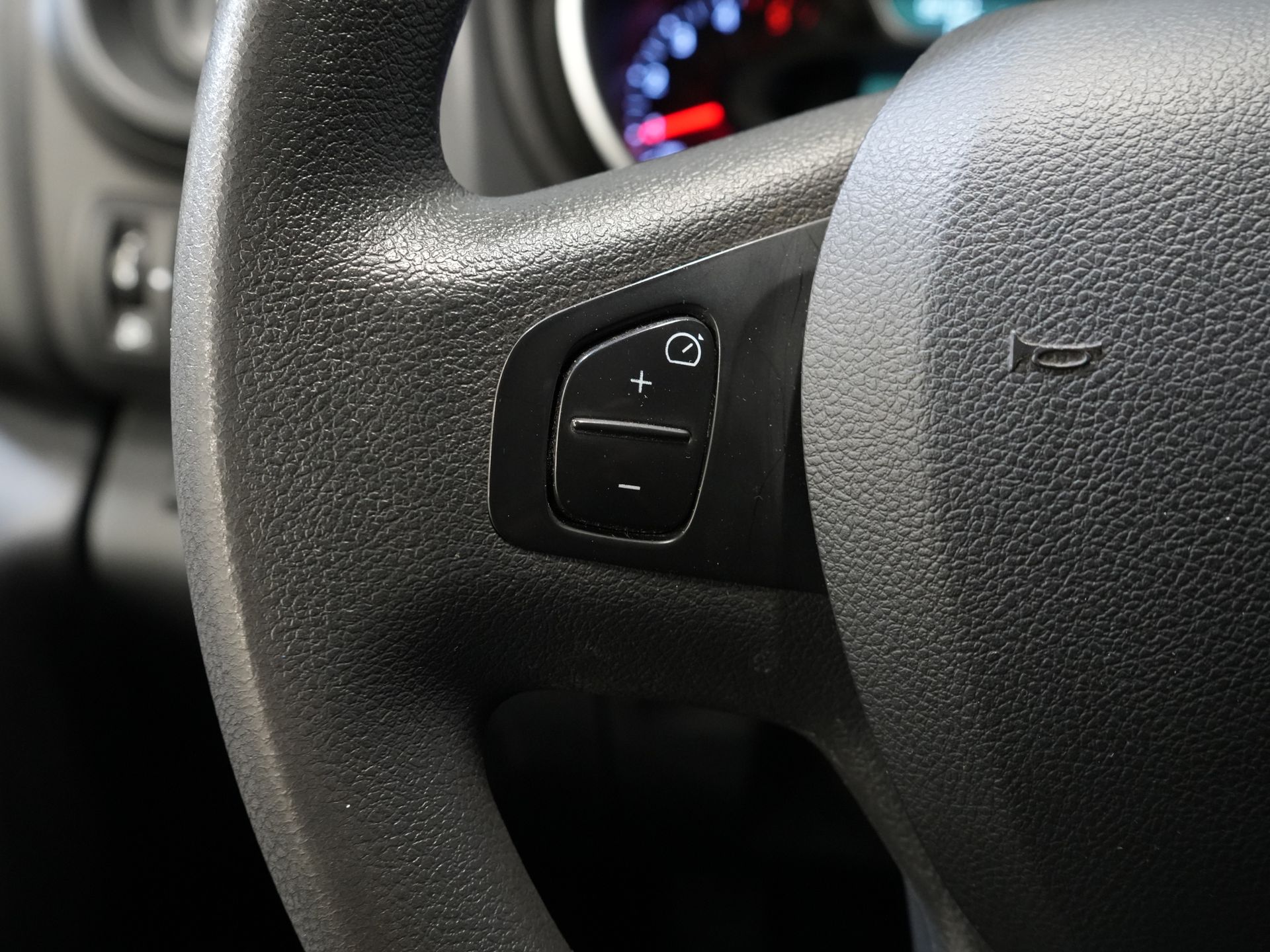 Renault Trafic Bestelbus 2.0 dCi 145pk L2 BPM VRIJ! 3 Pers./ Carplay/ Camera/ PDC/ Cruise/ Airco 18