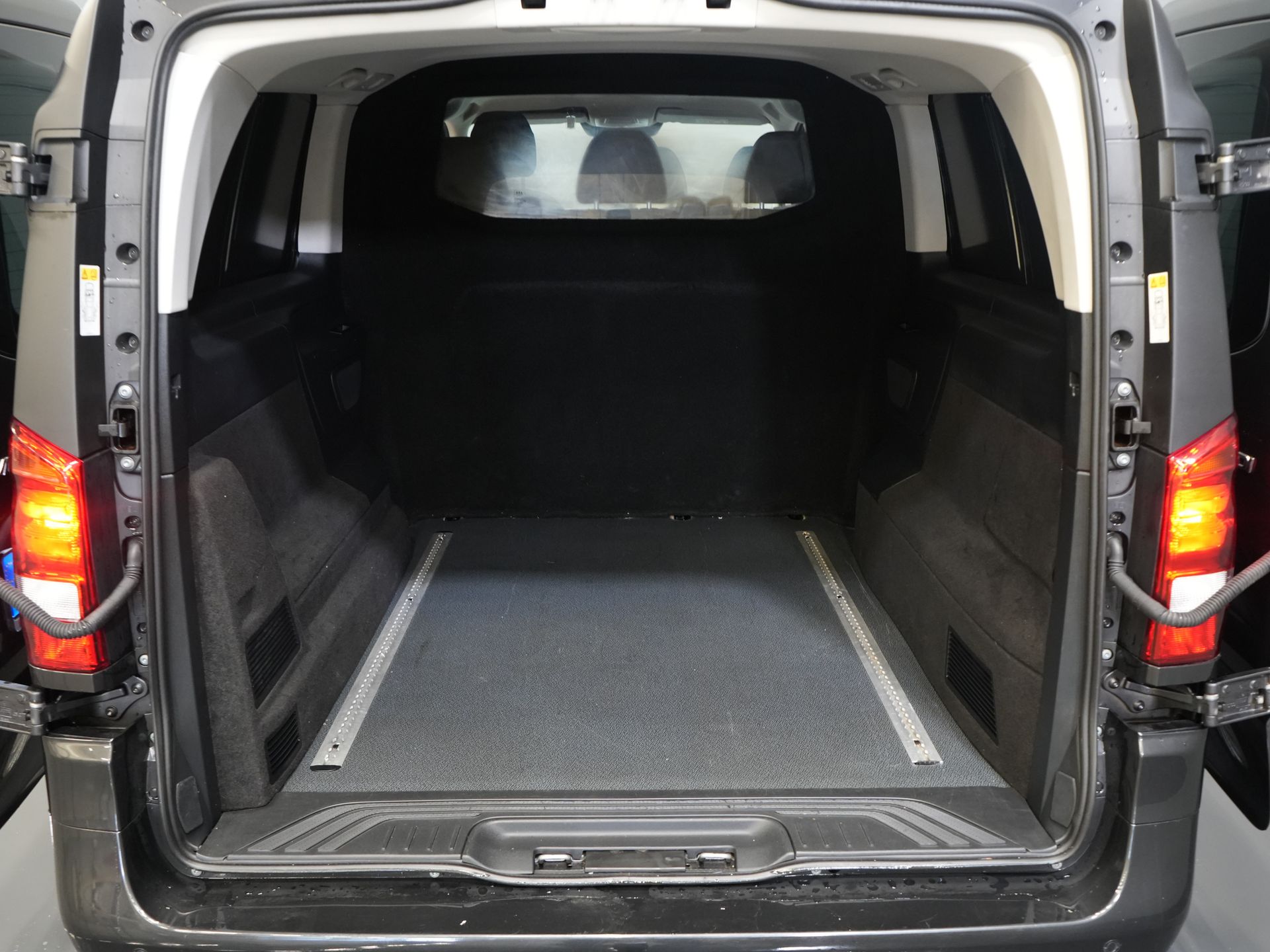 Mercedes-Benz Vito Bestelbus 116 CDI Aut. L3 DC Dubbel Cabine BPM VRIJ! 6 Pers./ 2xSchuifdeur/ LED/ Stoelverw./ 270Gr. Deuren/ Carplay/ Camera/ Cruise/ Trekh 14