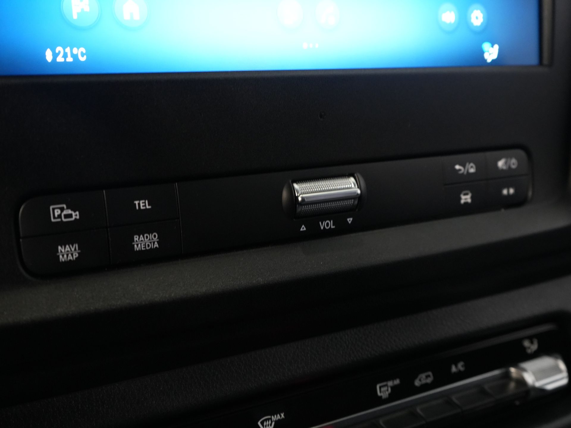 Mercedes-Benz Vito Bestelbus 116 CDI Aut. L3 DC Dubbel Cabine BPM VRIJ! 6 Pers./ 2xSchuifdeur/ LED/ Stoelverw./ 270Gr. Deuren/ Carplay/ Camera/ Cruise/ Trekh 24