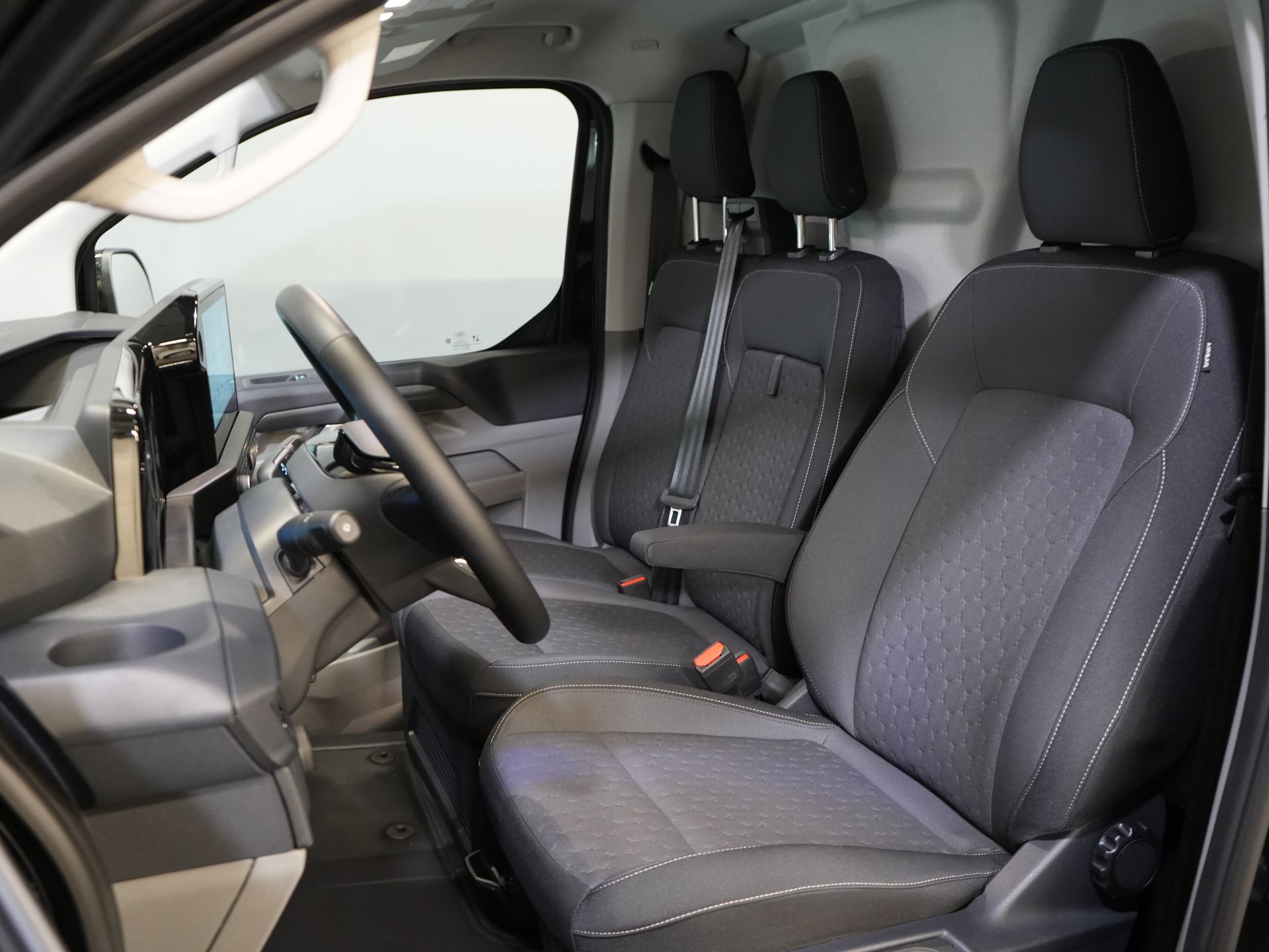 Ford E-Transit Custom Bestelbus 340 65 kWh 218 pk 330km WLTP L2 Limited 2x Schuifdeur/ Elek.Schuif/ 2.3t Trekverm./ Snellader/ Matrix LED/ B&O/ Adapt.Cruise/ St 11