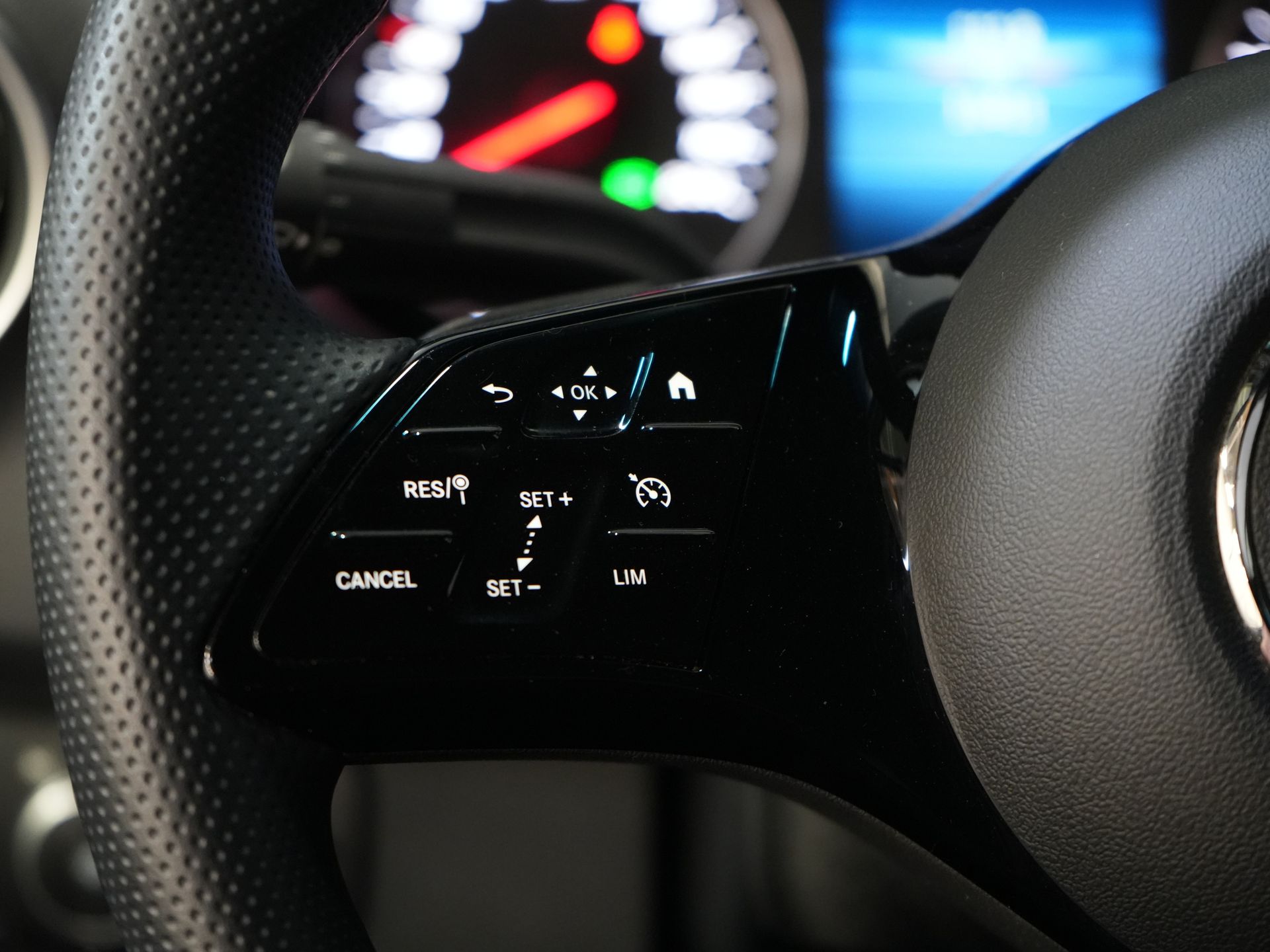 Mercedes-Benz Sprinter Bestelbus 317 Aut. L2H2 BPM VRIJ! LED/ 270 Gr.Deuren/ Gev.Stoel/ Stoelverw./ Navi/ Camera/ PDC/ Betimmerd/ Cruise 18