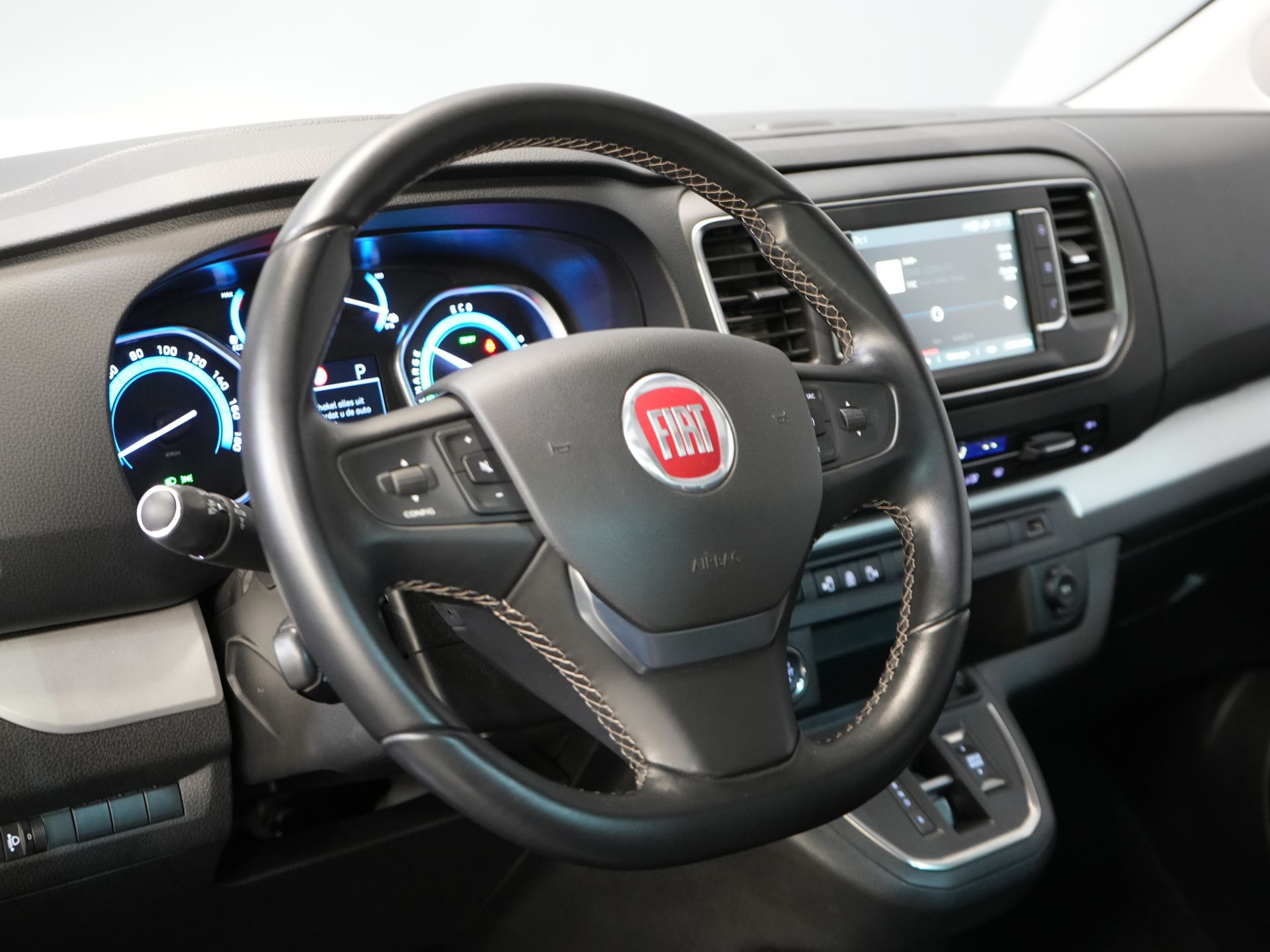 Citroën Ë-Spacetourer Personenvervoer (Ulysse) L2 75 kWh 330 km WLTP (€40.467 incl.btw) Combi/ Kombi/ 8P/ 8 Pers./ Snellader/ 2x Elek.Schuif/ Xenon/ Pano/ Leder/ Clim 13