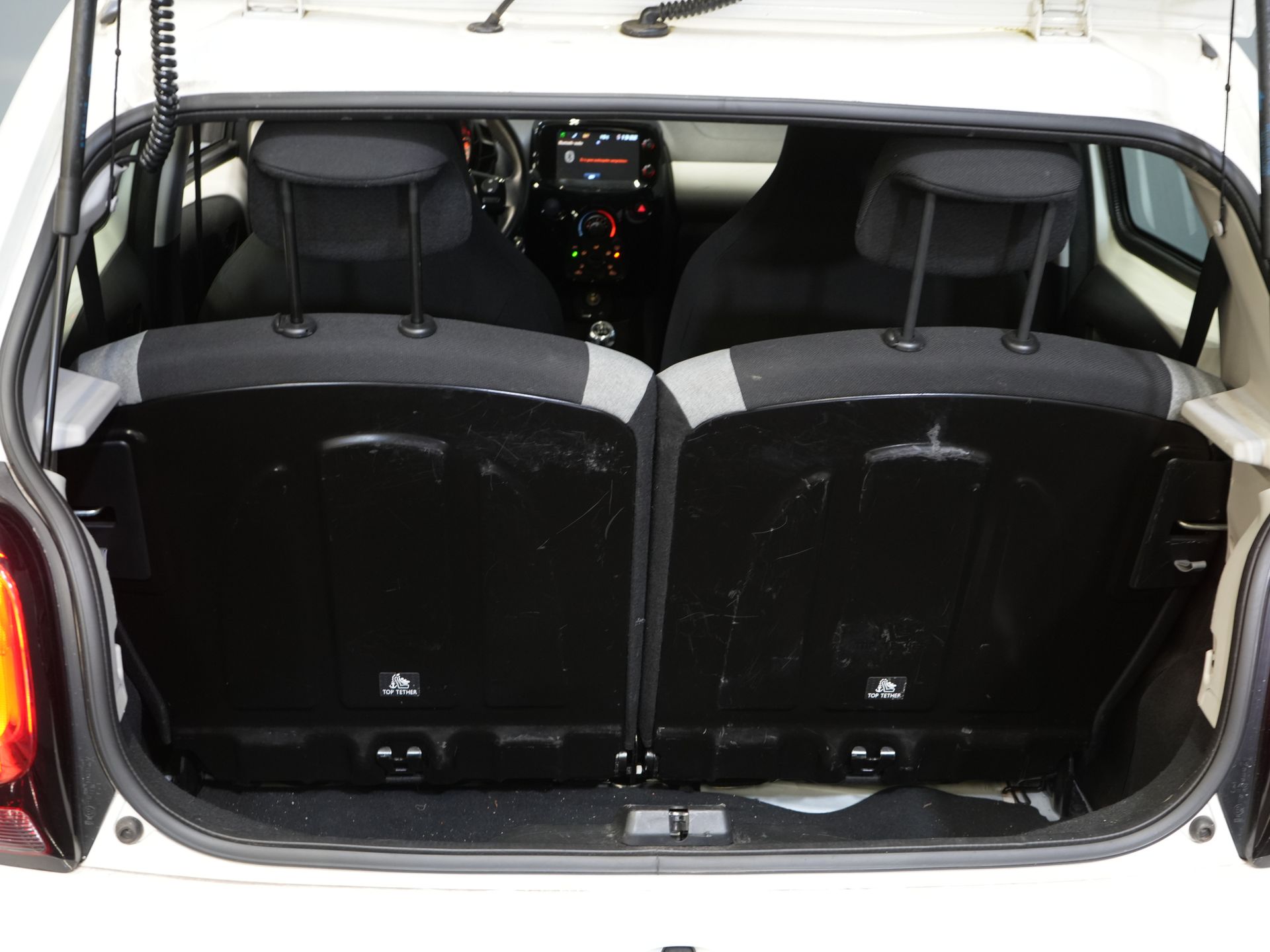 Citroën C1 Hatchback 1.0 e-VTi Shine ZEER NETTE AUTO/ NL Auto/ Weinig Km/ Navi/ LMV/ Airco/ Camera 14