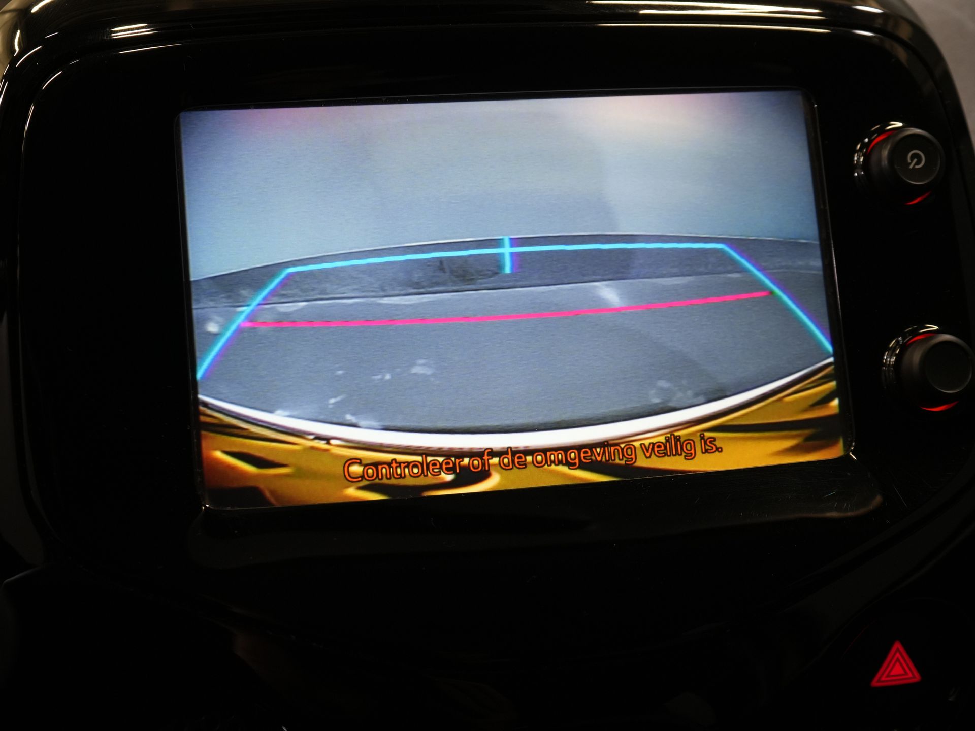 Citroën C1 Hatchback 1.0 e-VTi Shine ZEER NETTE AUTO/ NL Auto/ Weinig Km/ Navi/ LMV/ Airco/ Camera 23