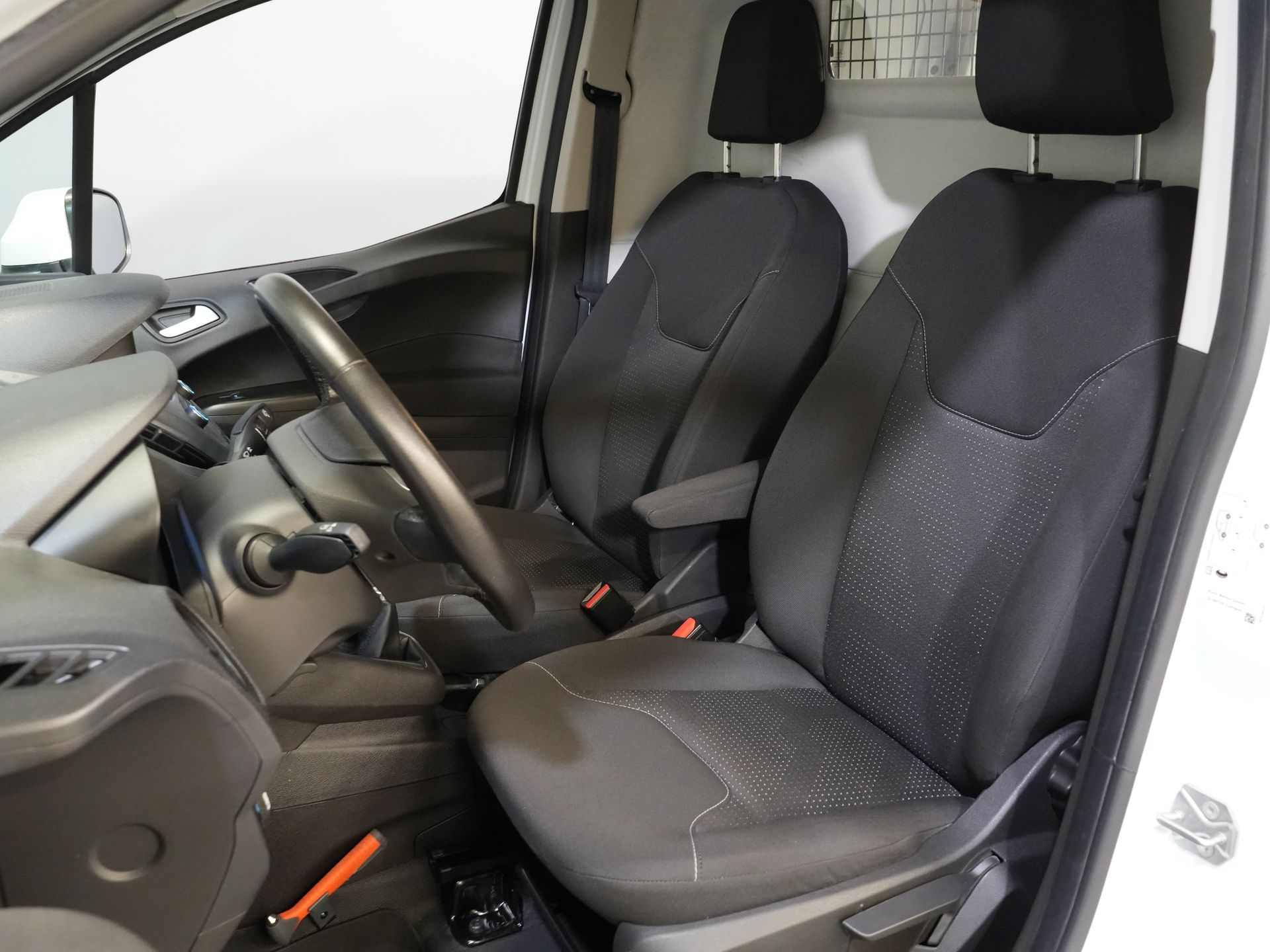 Ford Transit Courier Bestelbus 1.0 EcoBoost 100pk Limited BENZINE BPM VRIJ! Carplay/ Camera/ Climate/ Cruise/ PDC/ LMV/ DAB 11