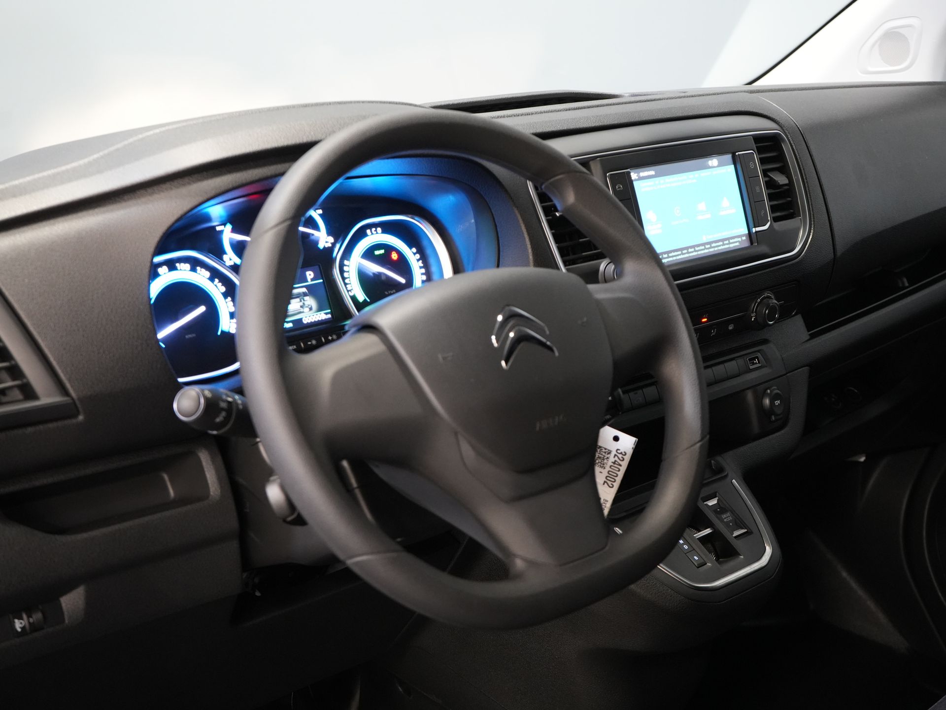 Citroën ë-Jumpy Bestelbus L2 75 kWh 330km WLTP Snellader/ 3 Pers./ Carplay/ Camera/ PDC/ Cruise/ Airco 13