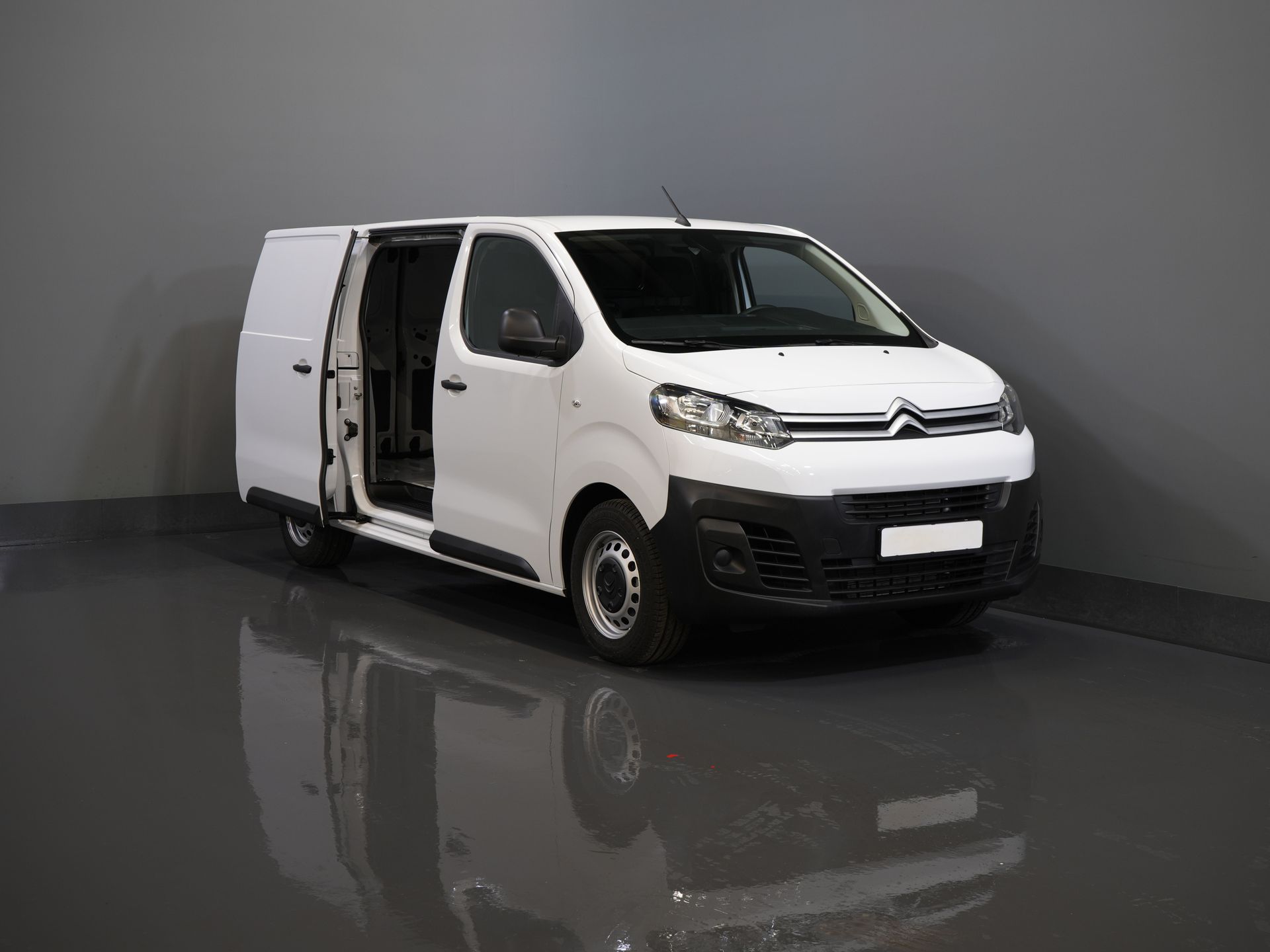 Citroën ë-Jumpy Bestelbus L2 75 kWh 330km WLTP Snellader/ 3 Pers./ Carplay/ Camera/ PDC/ Cruise/ Airco 8